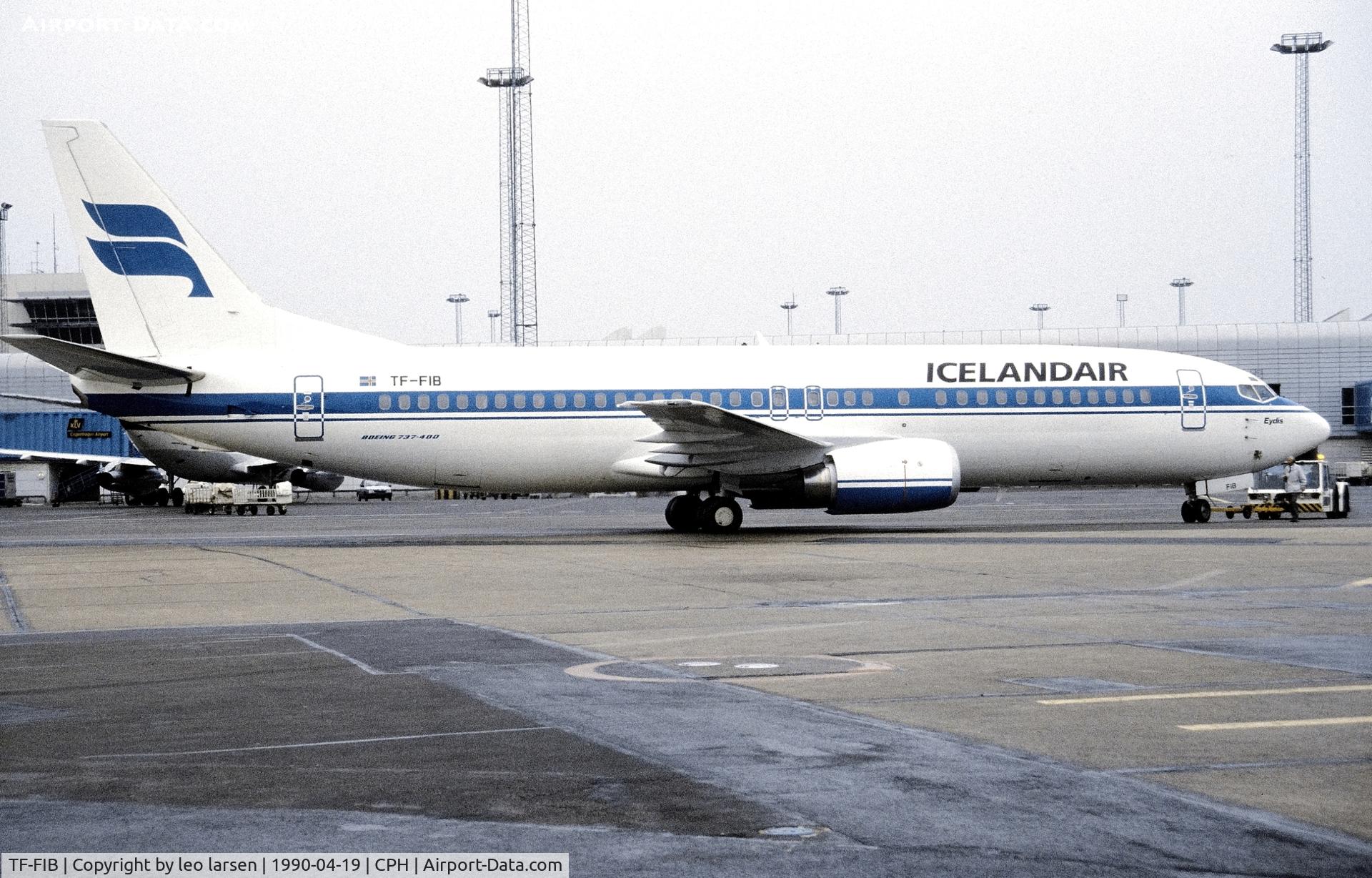 TF-FIB, 1989 Boeing 737-408 C/N 24353, Copenhagen 19.4.1990