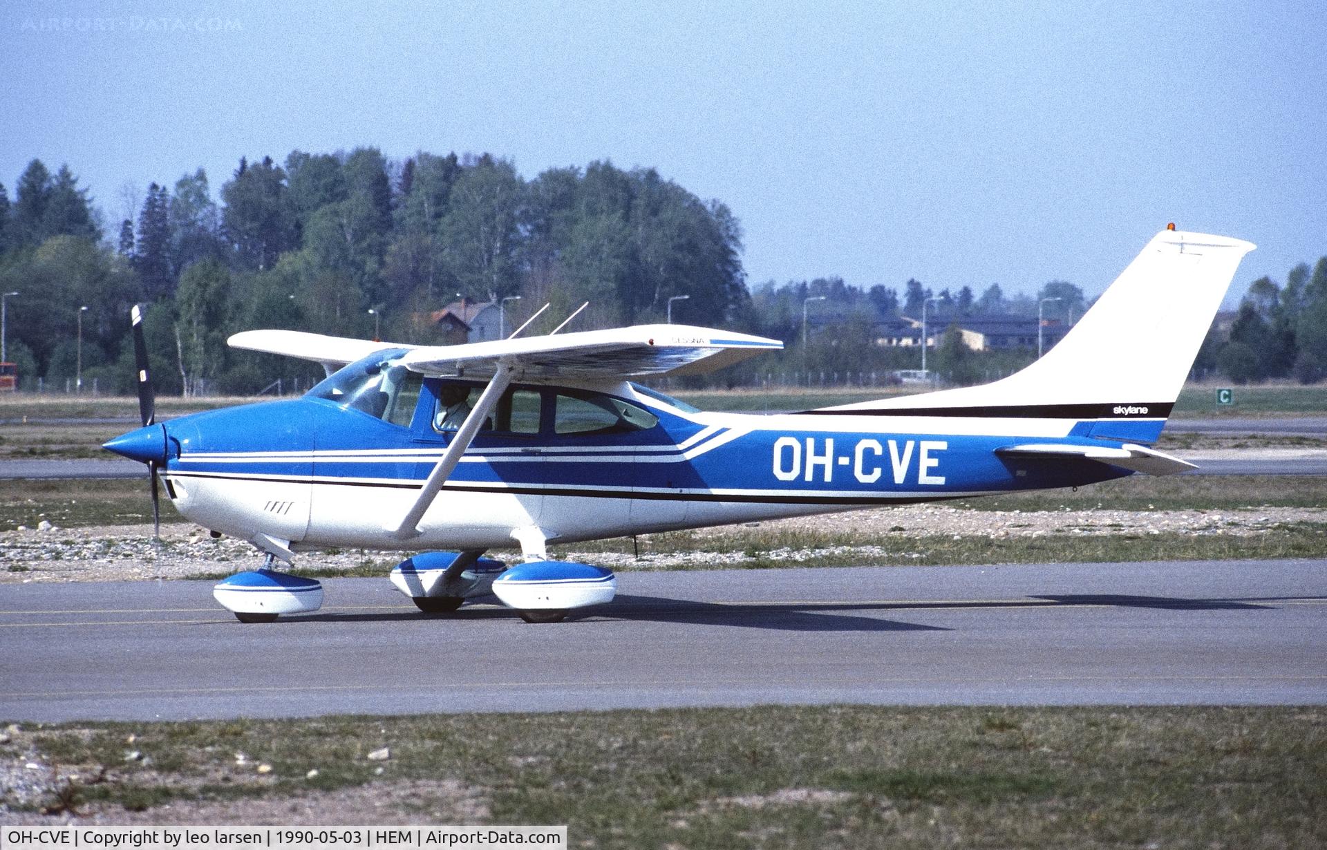 OH-CVE, Cessna 182P Skylane Skylane C/N 18263510, Malmi 3.5.1990