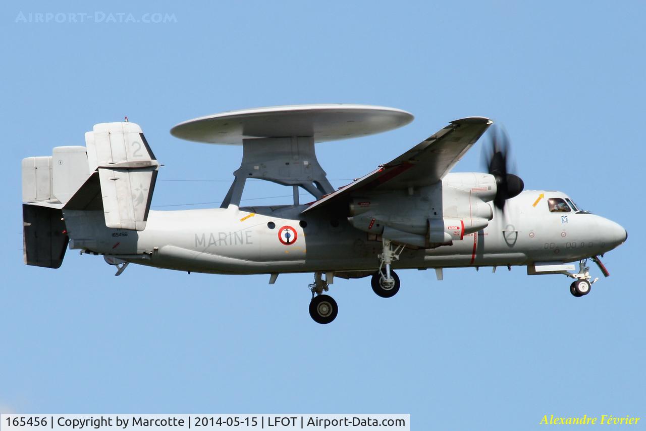 165456, Northrop Grumman E-2C Hawkeye C/N FR-2, Short final runway 02.