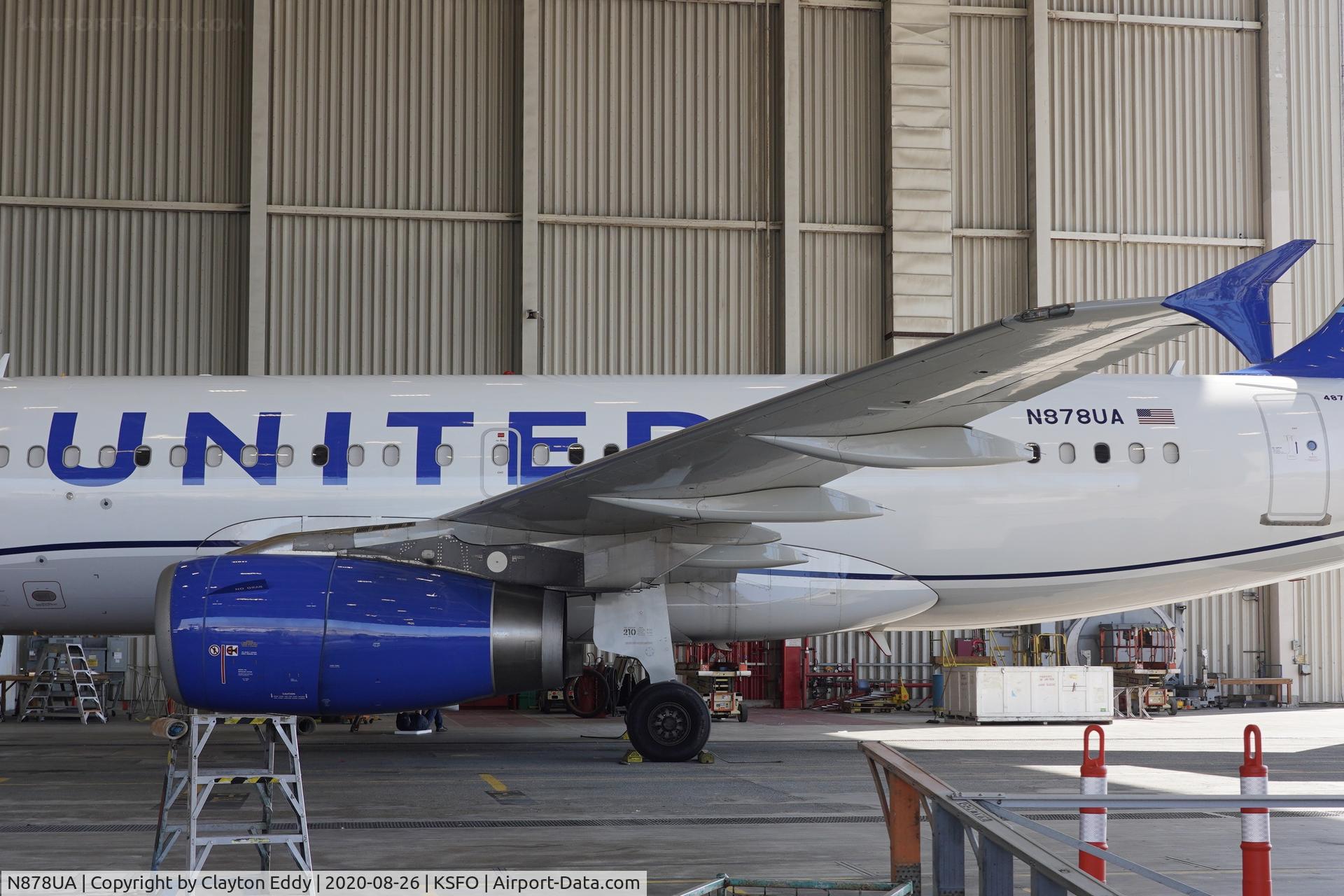 N878UA, 2005 Airbus A319-132 C/N 2371, SFO 2020.