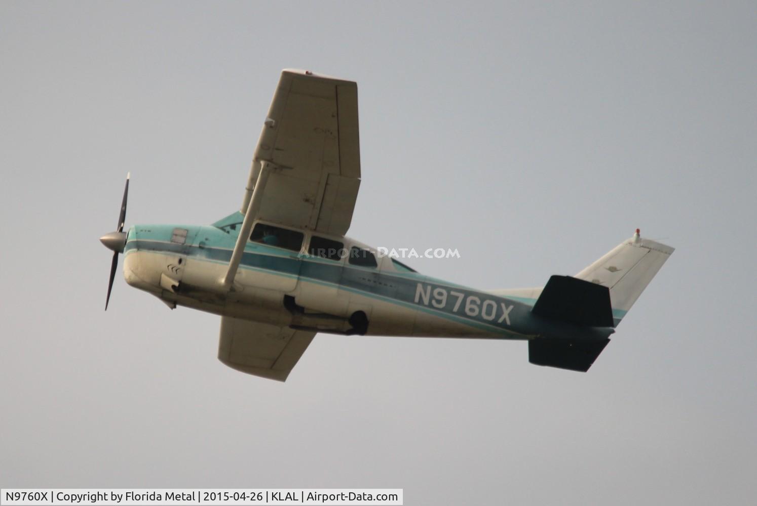 N9760X, 1962 Cessna 210B C/N 21058060, Cessna 210B