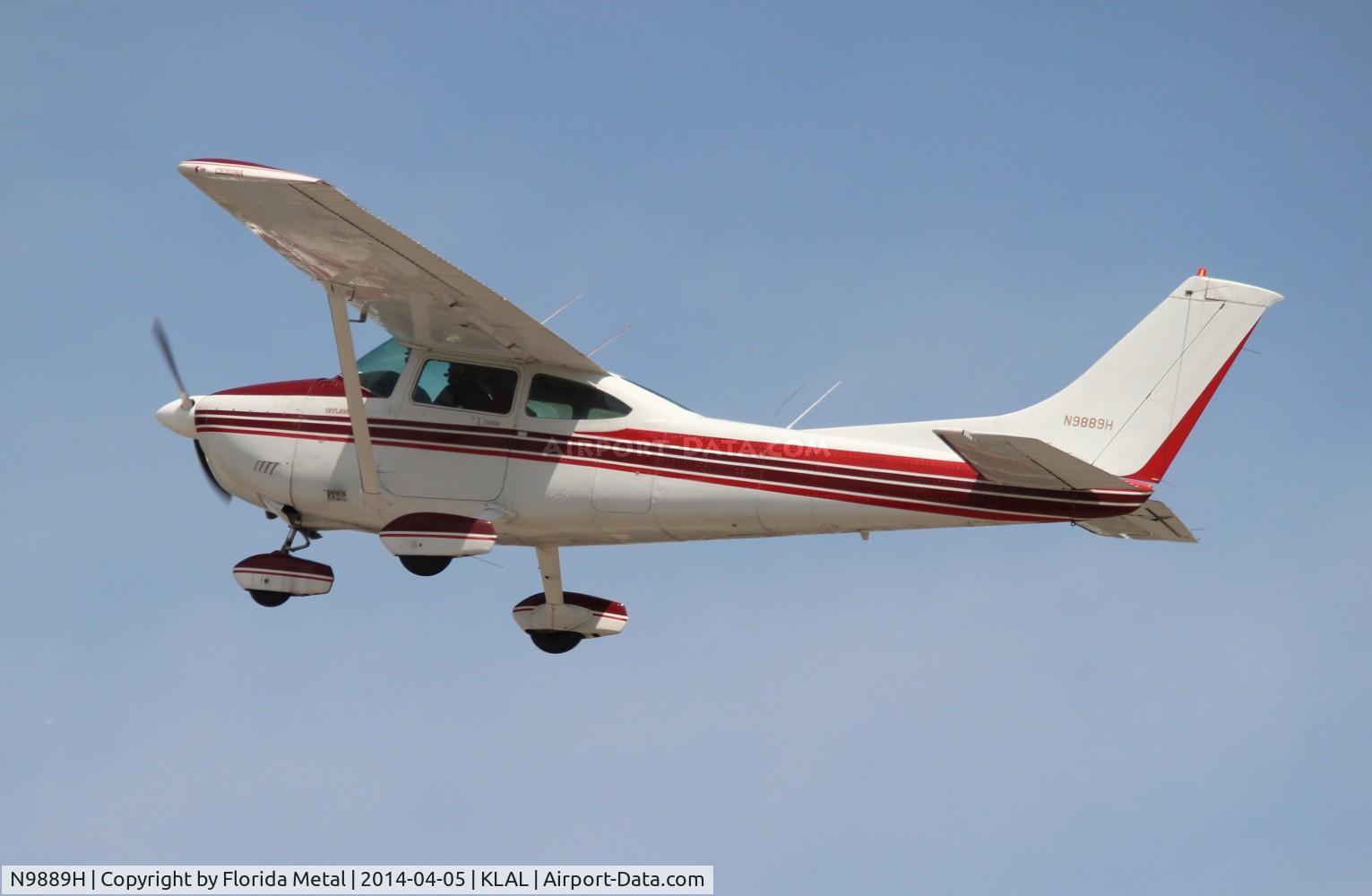 N9889H, 1981 Cessna 182R Skylane C/N 18268093, Cessna 182R