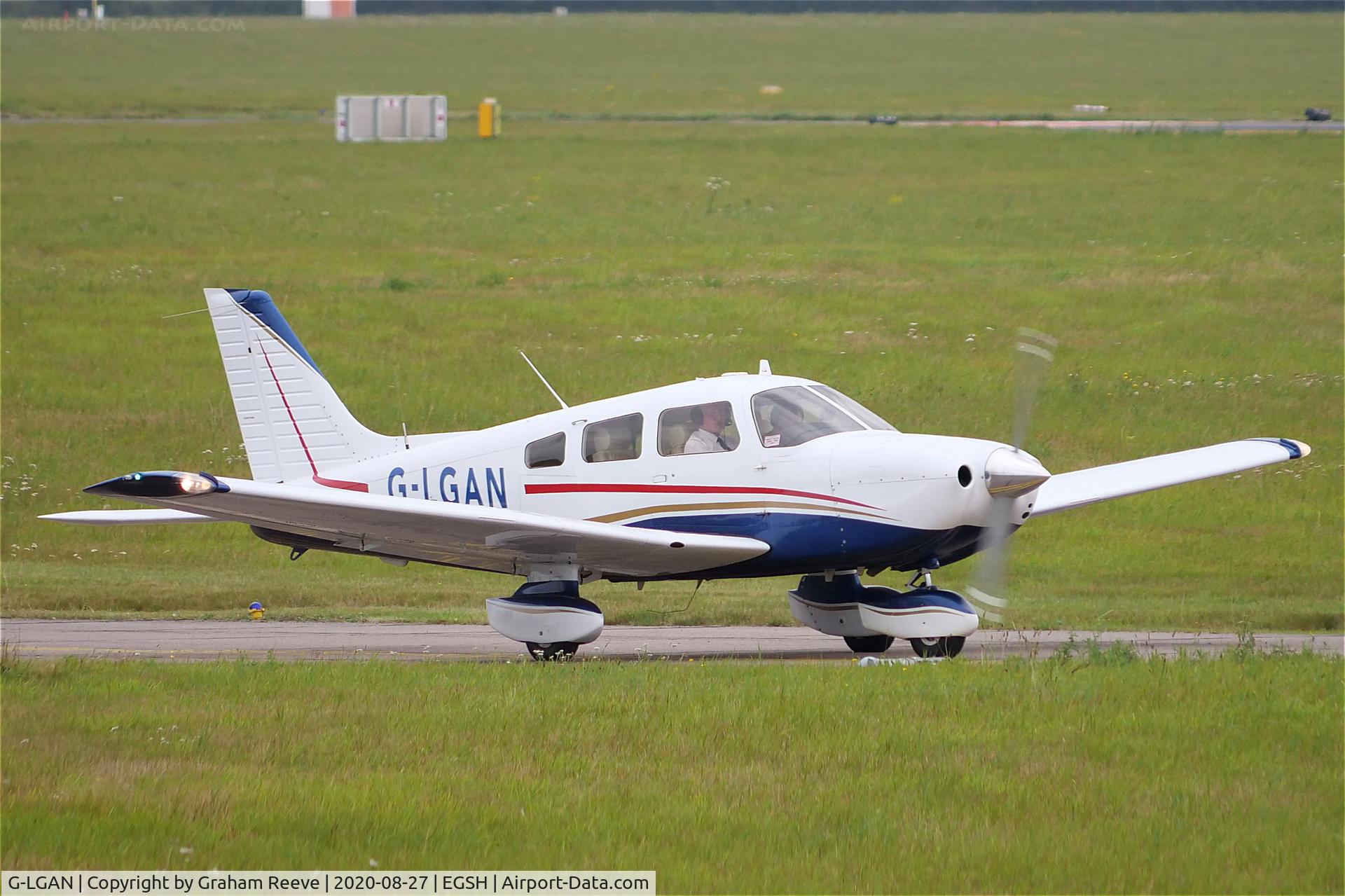 G-LGAN, 1999 Piper PA-28-181 Cherokee Archer III C/N 2843248, Departing from Norwich.