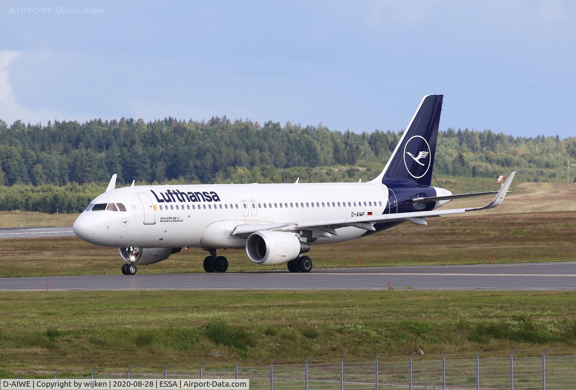 D-AIWE, 2018 Airbus A320-214 C/N 8680, RWY 01L