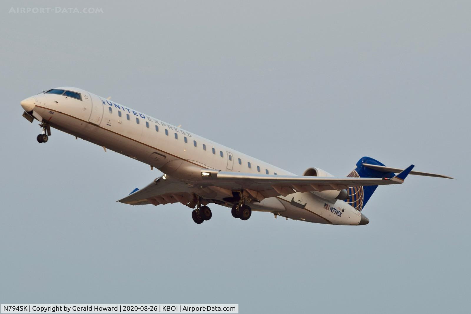 N794SK, 2010 Bombardier CRJ-702ER (CL-600-2C10) Regional Jet C/N 10298, Take off from 10L.