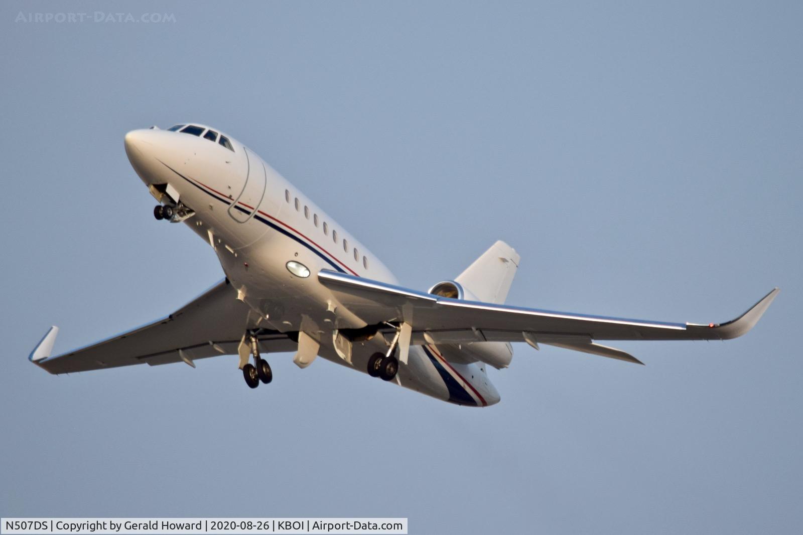 N507DS, 2013 Dassault Falcon 2000EX C/N 268, Take off from 10L.
