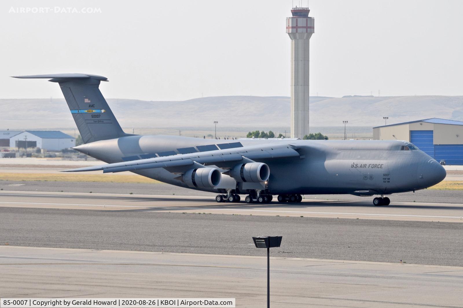 85-0007, 1985 Lockheed C-5M Super Galaxy C/N 500-0093, Landing roll out on 28R. 9th Airlift Sq., 436th Airlift Wing, Dover, DE.