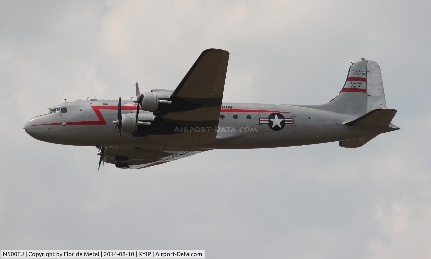 N500EJ, 1945 Douglas C-54E Skymaster (DC-4A) C/N DO316, TOM 2014