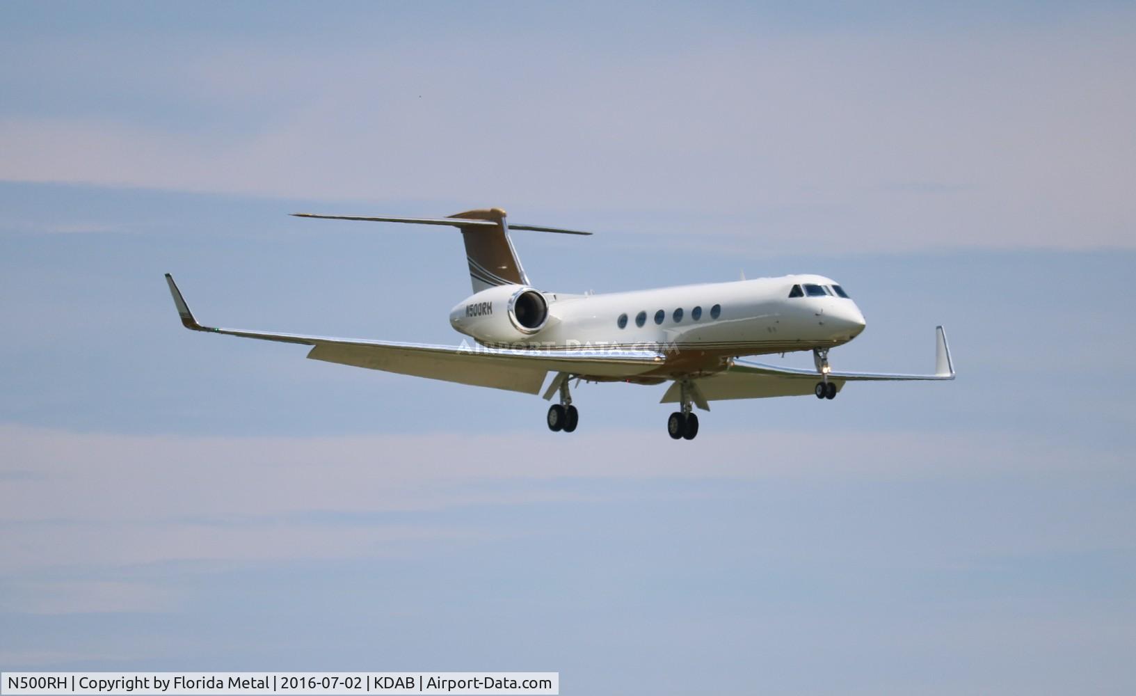 N500RH, Gulfstream Aerospace G-V C/N 558, DAB 2016