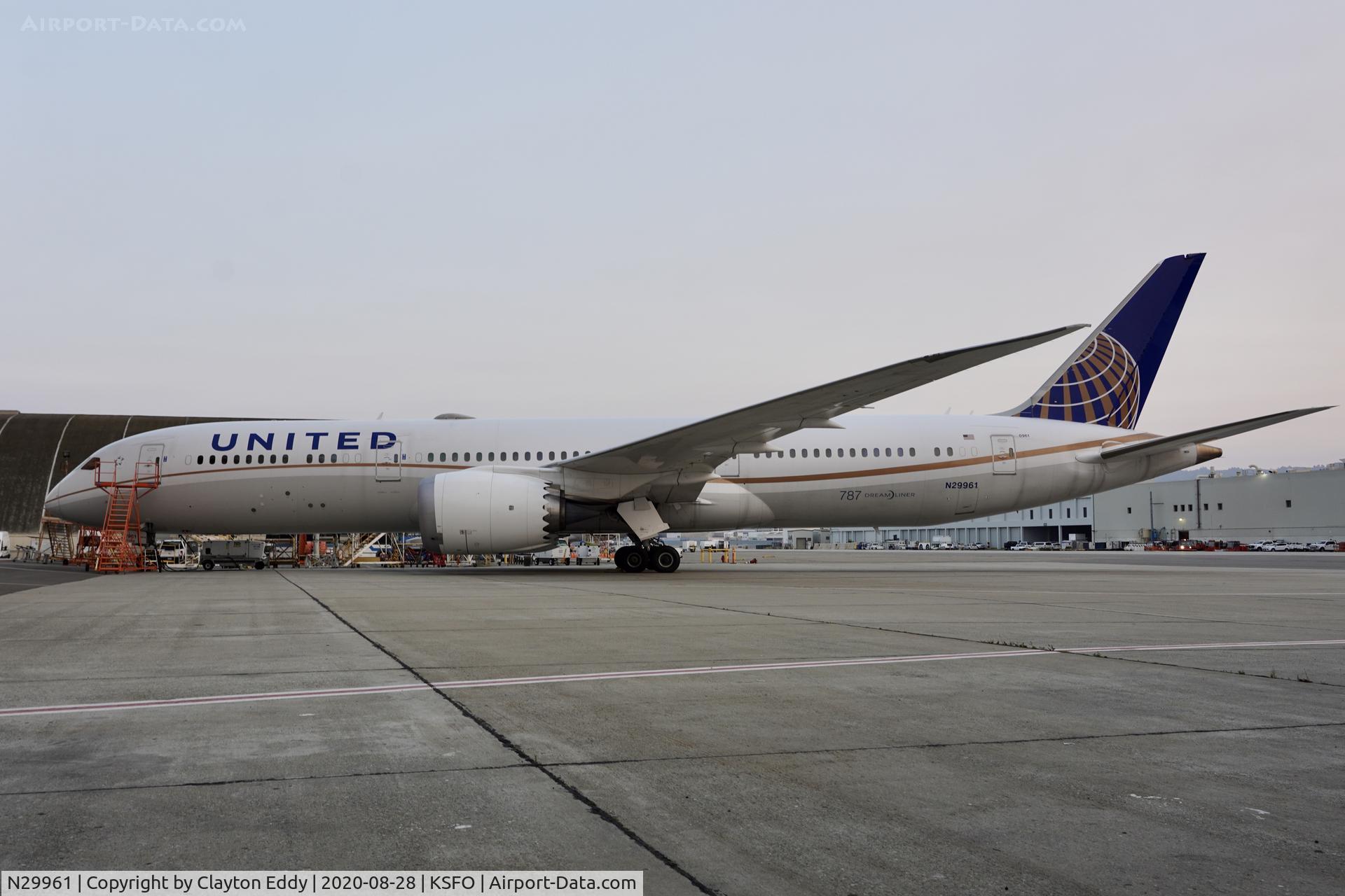 N29961, 2015 Boeing 787-9 Dreamliner Dreamliner C/N 37811, SFO 2020.