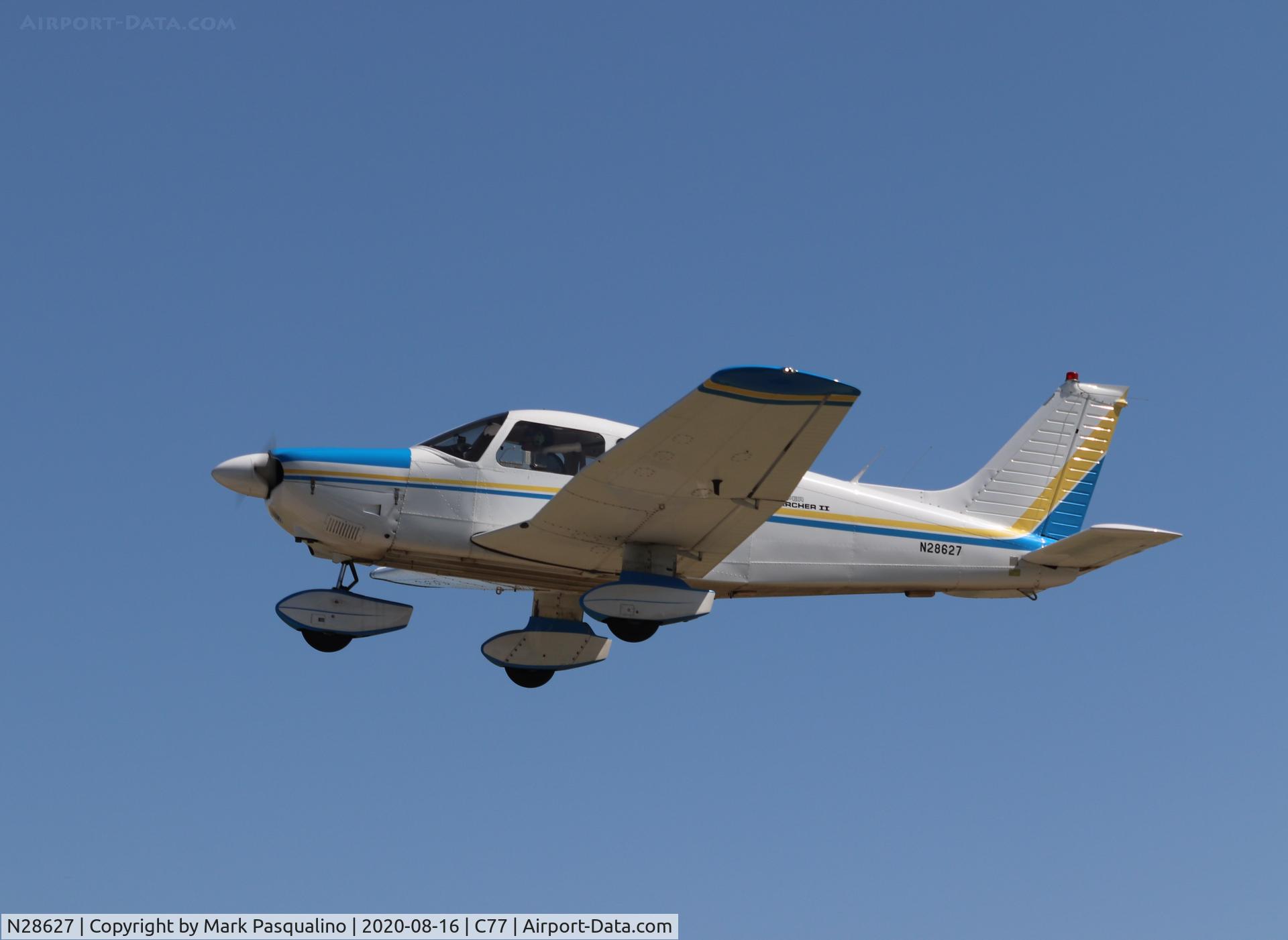 N28627, 1979 Piper PA-28-181 C/N 28-7990420, Piper PA-28-181