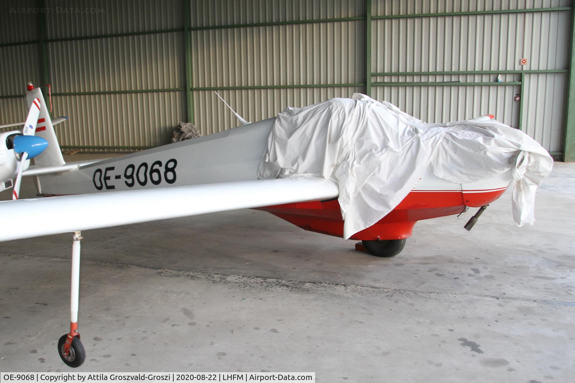 OE-9068, Scheibe SF-25C Falke C/N 4466, LHFM - Fertöszentmiklós, MEIDL Airport, Hungary