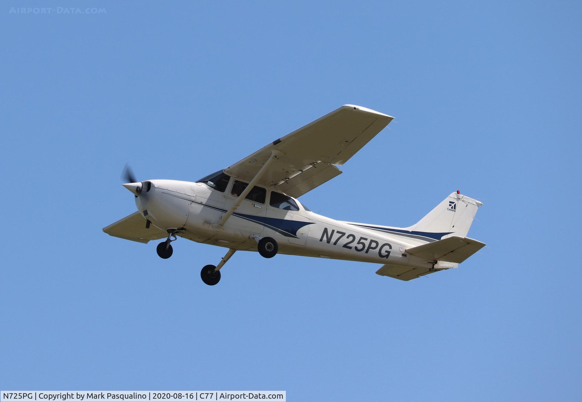 N725PG, 1998 Cessna 172S C/N 172S8009, Cessna 172S