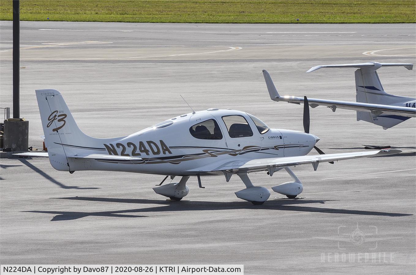 N224DA, 2008 Cirrus SR22 C/N 2988, Parked at FBO Tri-Cities Aviation at Tri-Cities Airport.