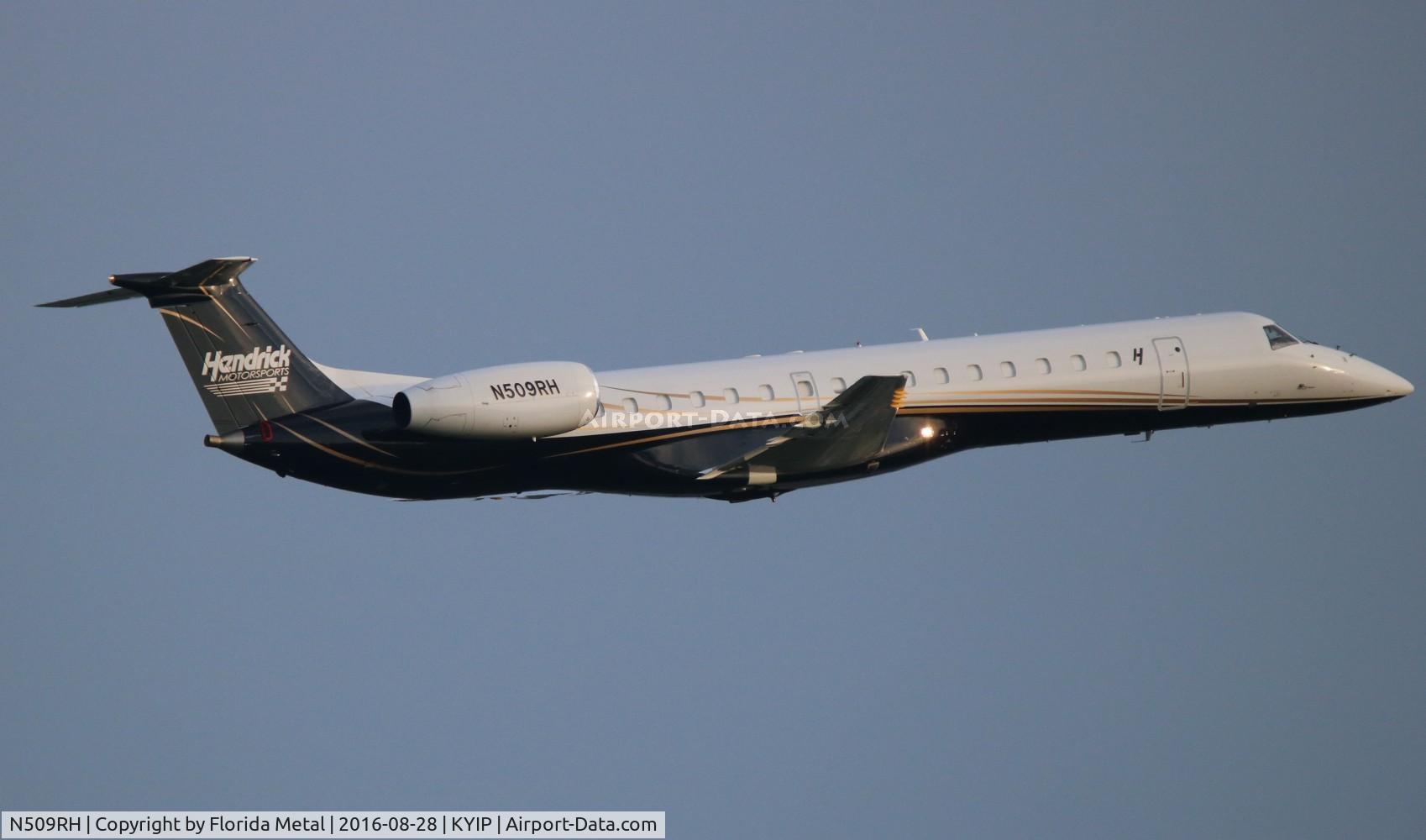 N509RH, 2001 Embraer EMB-145LR C/N 145517, TOM 2016