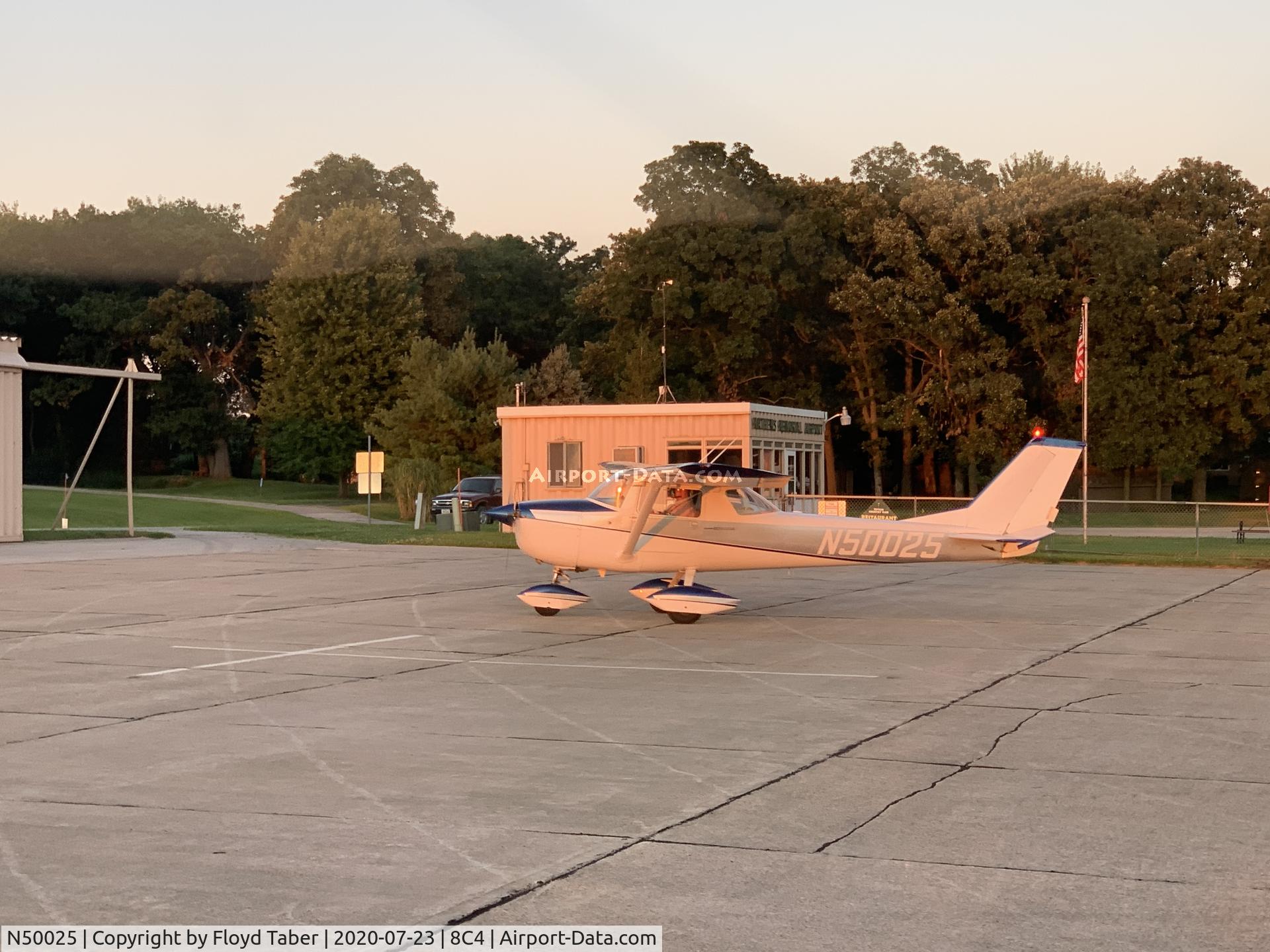 N50025, 1968 Cessna 150H C/N 15069019, Just landed