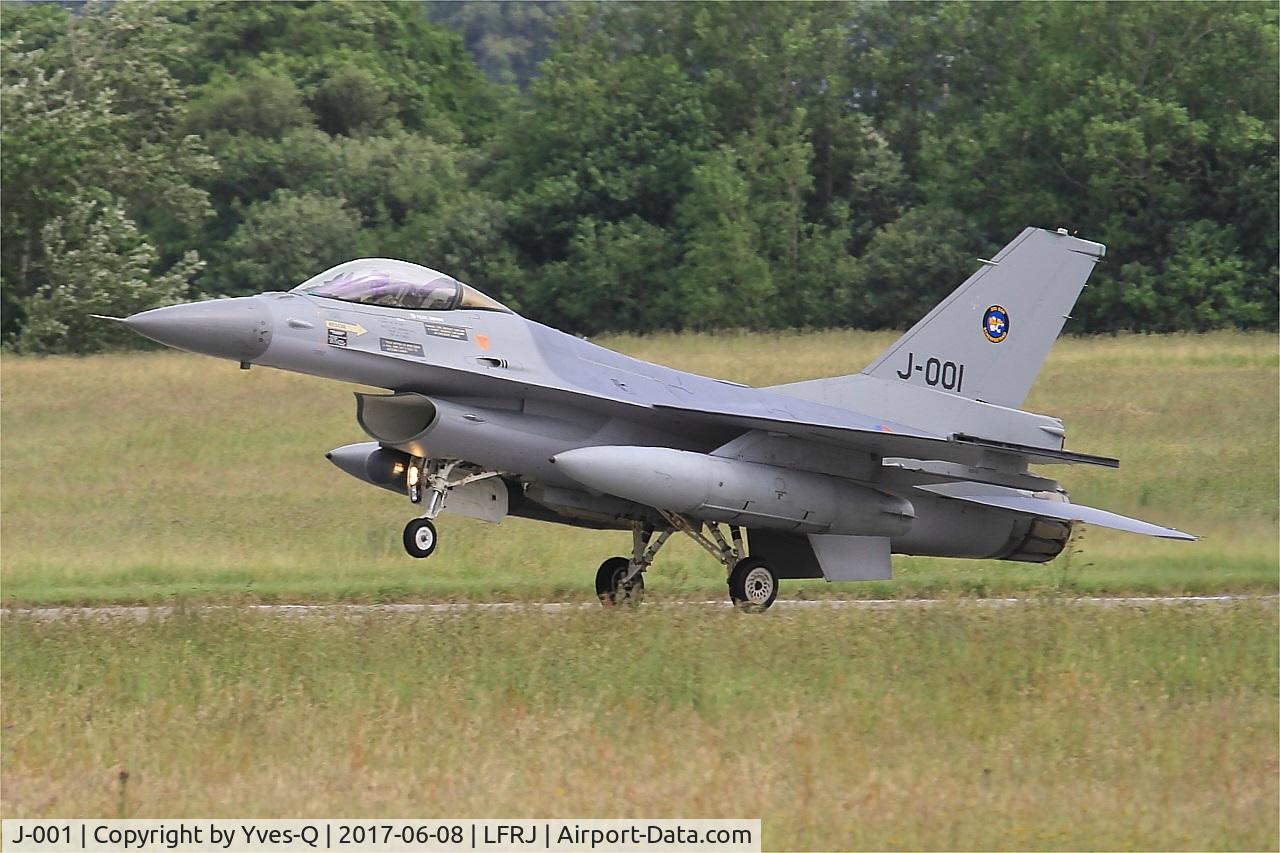 J-001, Fokker F-16AM Fighting Falcon C/N 6D-157, Fokker F-16AM Fighting Falcon, Landing rwy 26, Landivisiau Naval Air Base (LFRJ) Tiger Meet 2017
