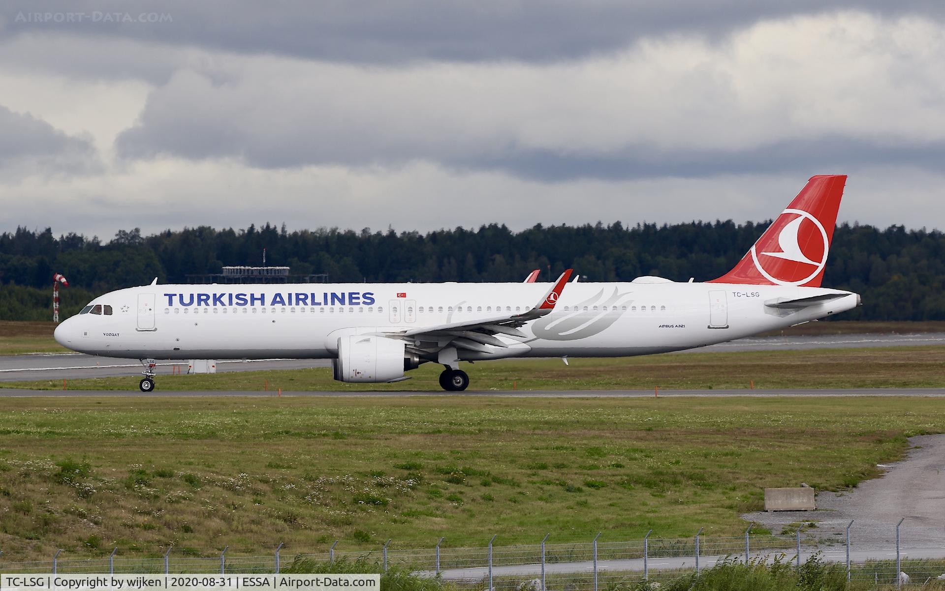 TC-LSG, 2019 Airbus A321-271NX C/N 8794, RWY 01L