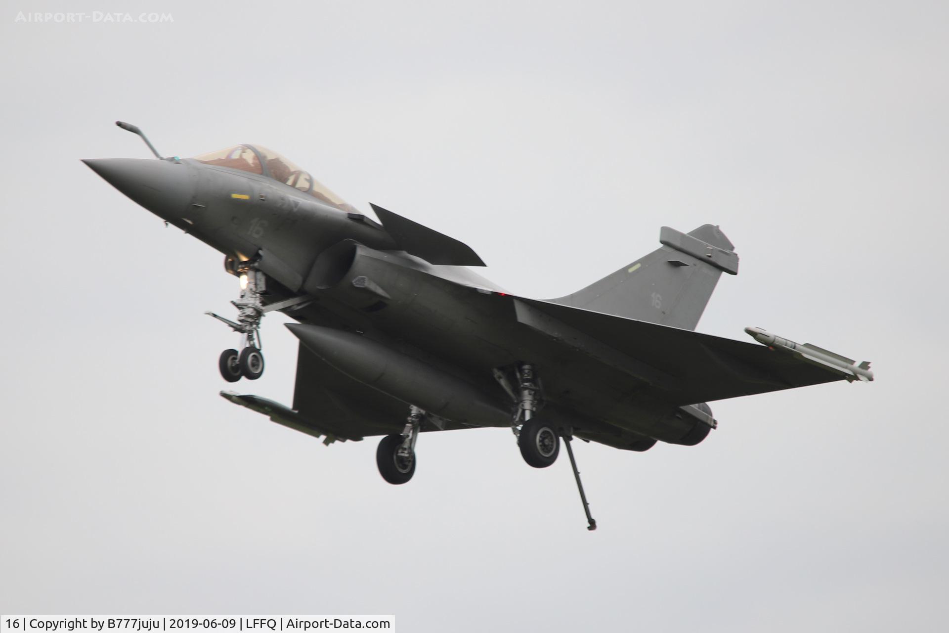 16, Dassault Rafale M C/N 16, at La Ferté-Alais