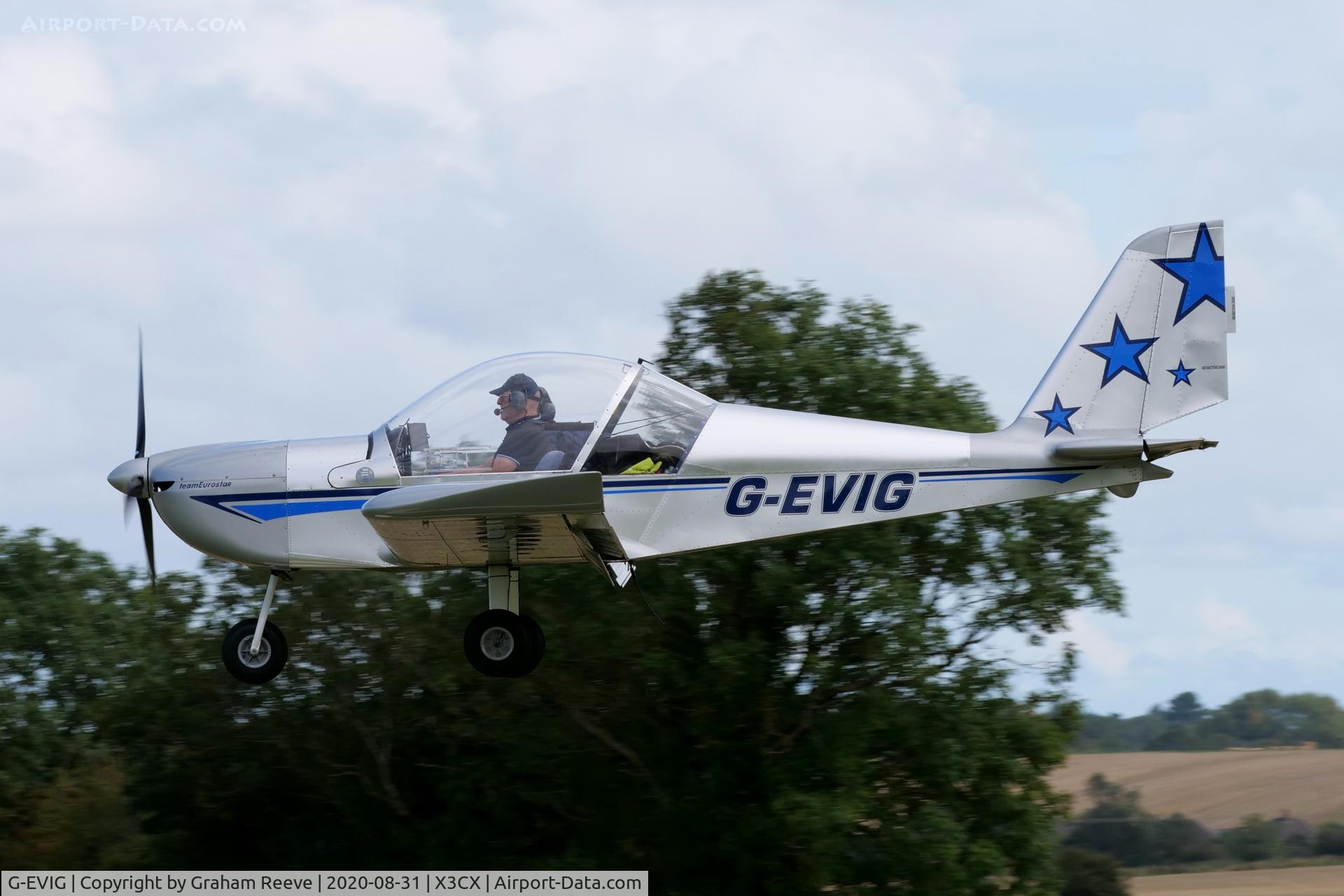 G-EVIG, 2007 Cosmik EV-97 TeamEurostar UK C/N 2930, Landing at Northrepps.