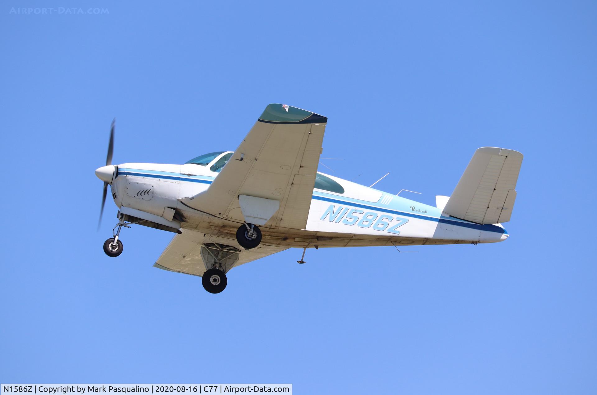N1586Z, 1961 Beech P35 Bonanza C/N D-6882, Beech P35