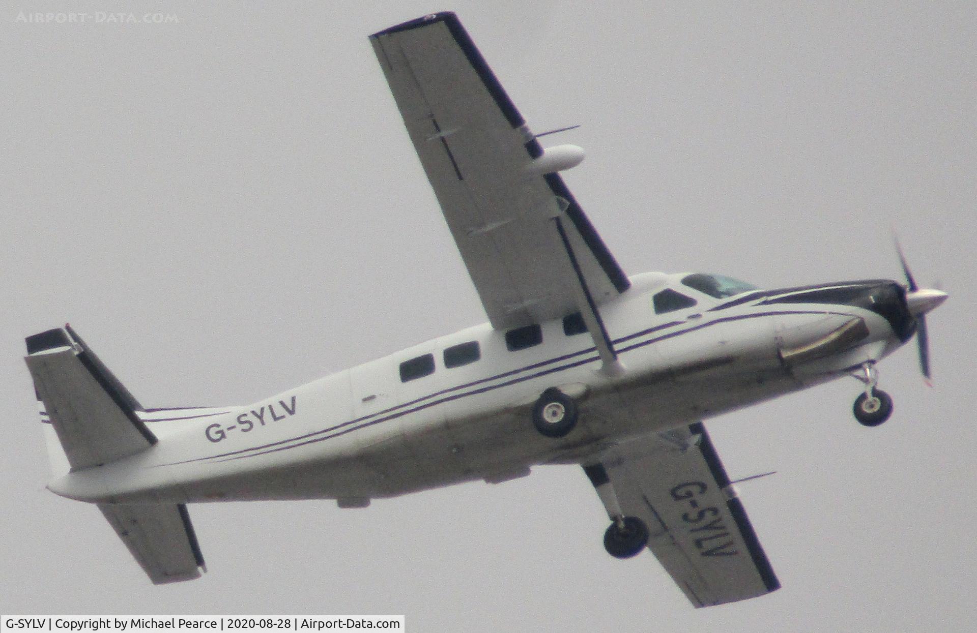 G-SYLV, 2002 Cessna 208B  Grand Caravan C/N 208B0936, Overflying Norwich on departure to Skjern (STA), following refuel at NWI.