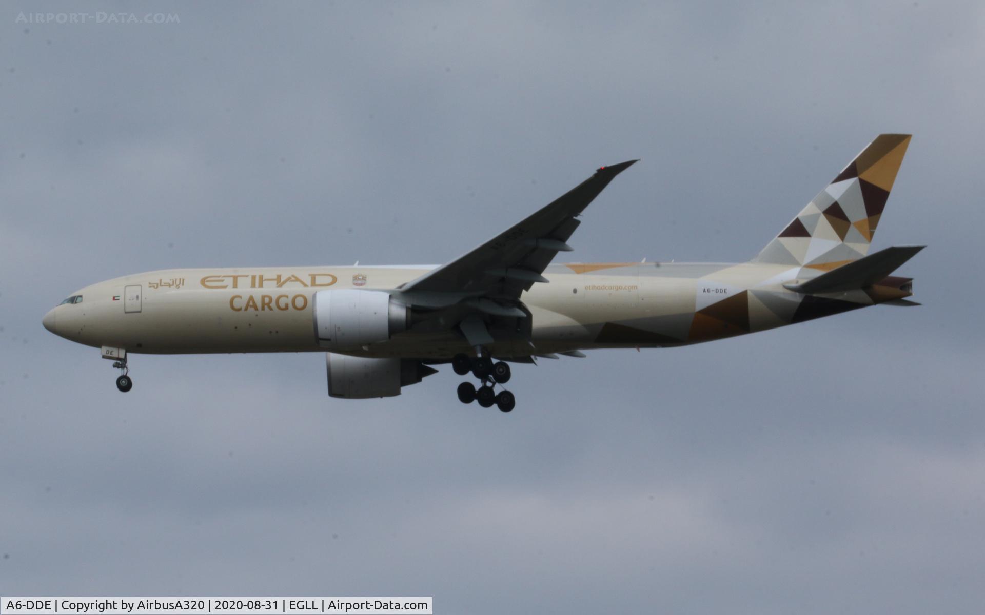 A6-DDE, 2016 Boeing 777-FFX C/N 62745, Arriving at LHR