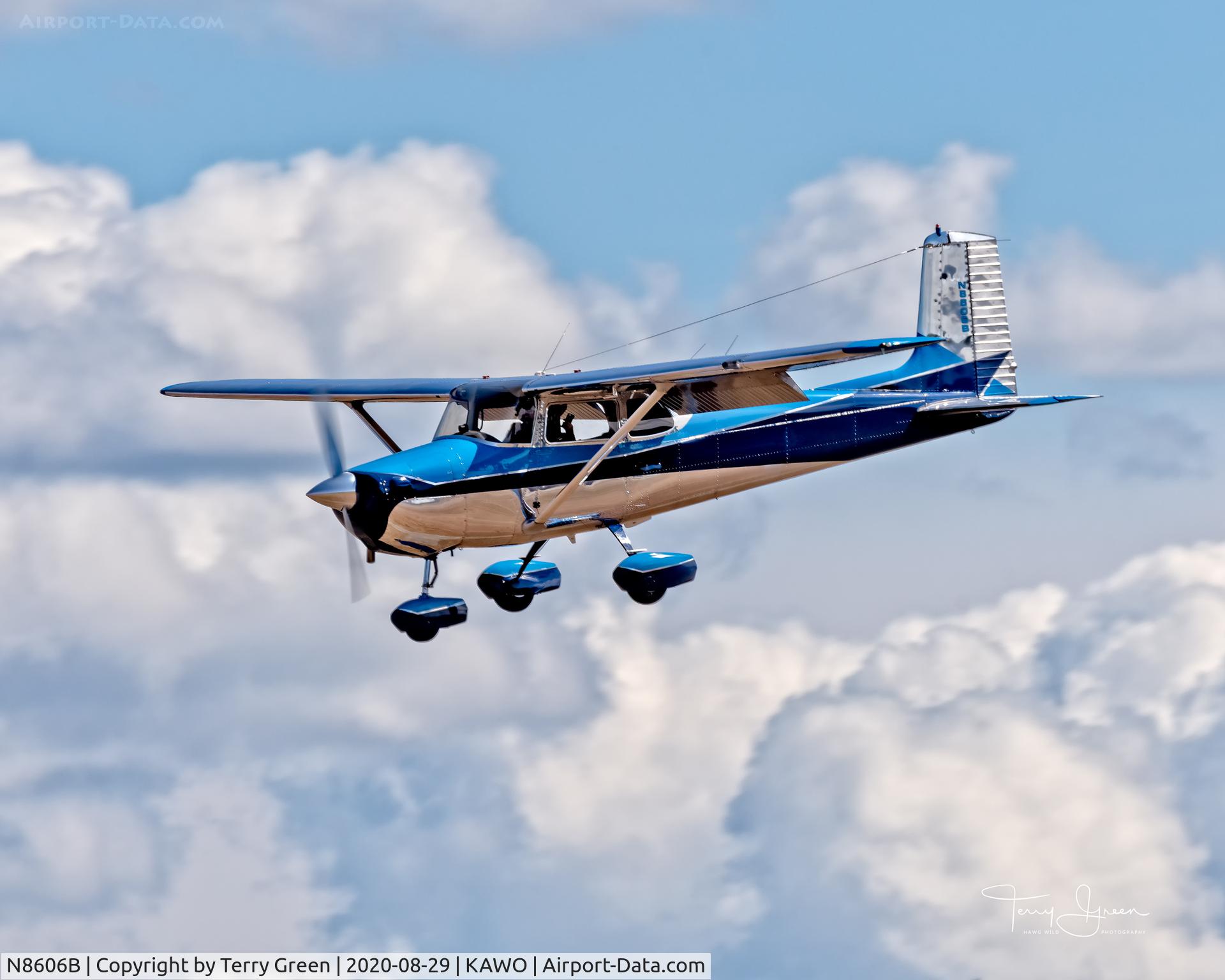 N8606B, 1957 Cessna 172 C/N 36306, KAWO