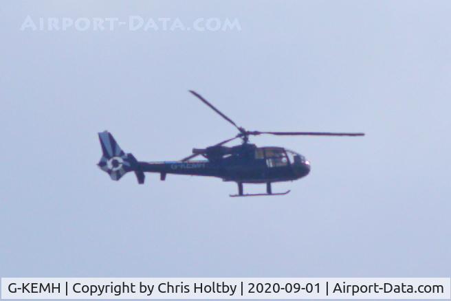 G-KEMH, 1975 Westland SA-341B Gazelle AH1 C/N 1284, Over Potters Bar, Herts