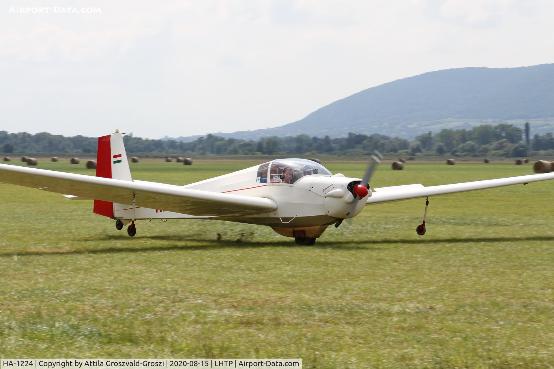 HA-1224, 1971 Scheibe SF-25D Falke C/N 4817D, LHTP - Tapolca Airport, Hungary