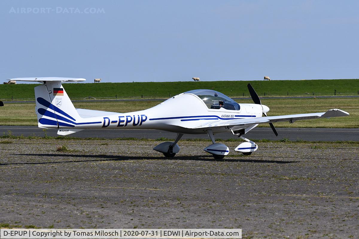 D-EPUP, Diamond DA-20A-1 Katana C/N 20154, Wilhelmshaven Mariensiel (WVN/EDWI), Germany