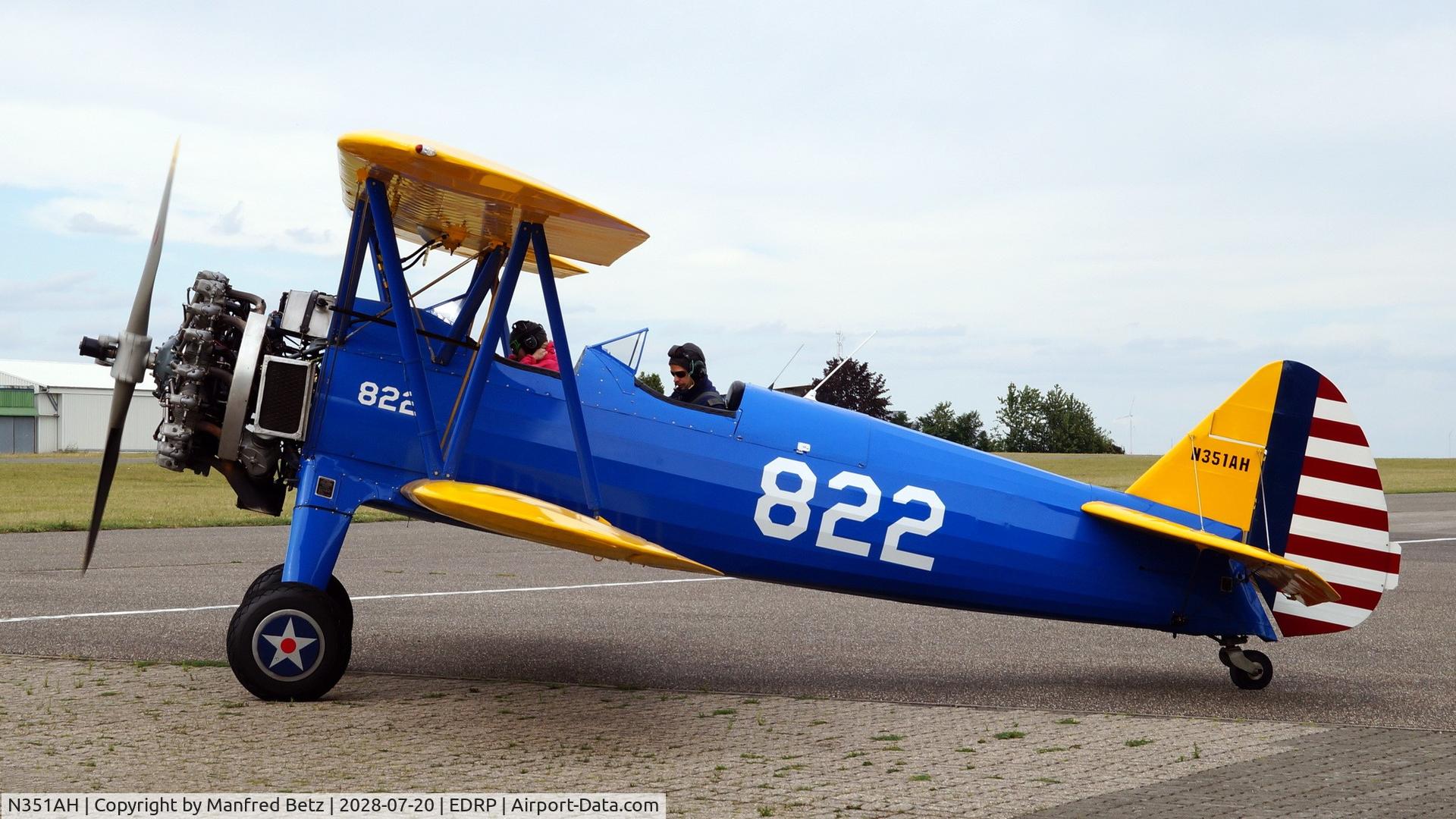 N351AH, 1943 Boeing A75N1 C/N 75-12351, Besuch am EDRP