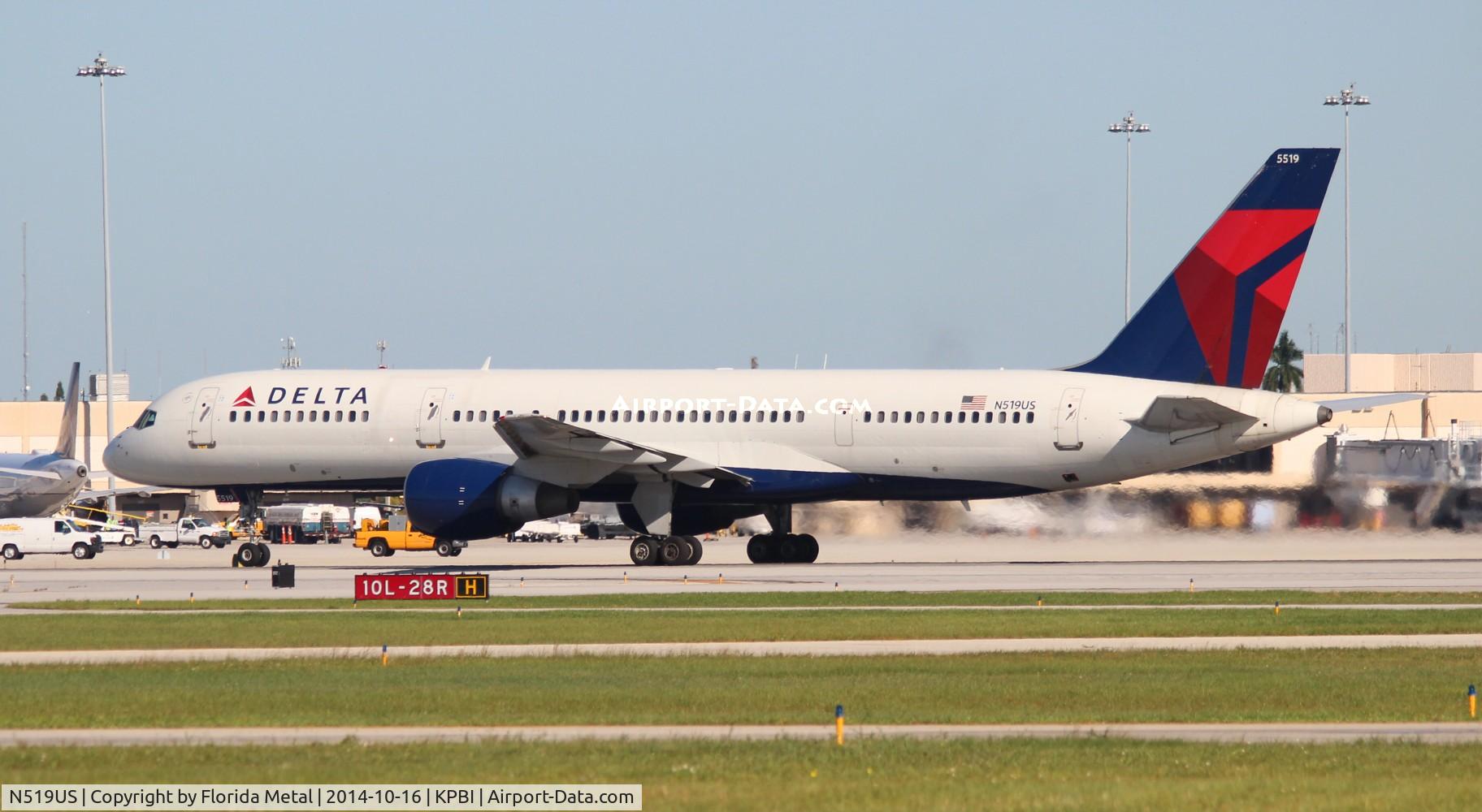 N519US, 1986 Boeing 757-251 C/N 23207, PBI O.F.A. 2014