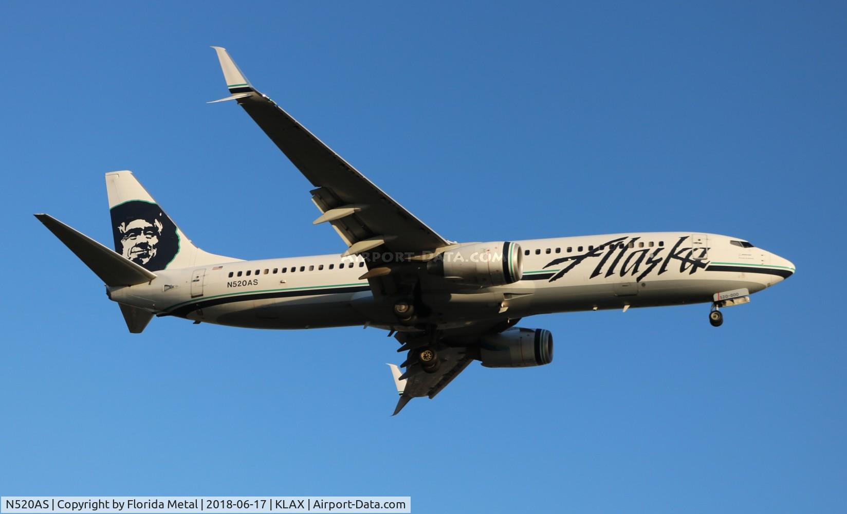 N520AS, 2009 Boeing 737-890 C/N 36481, LAX 2018