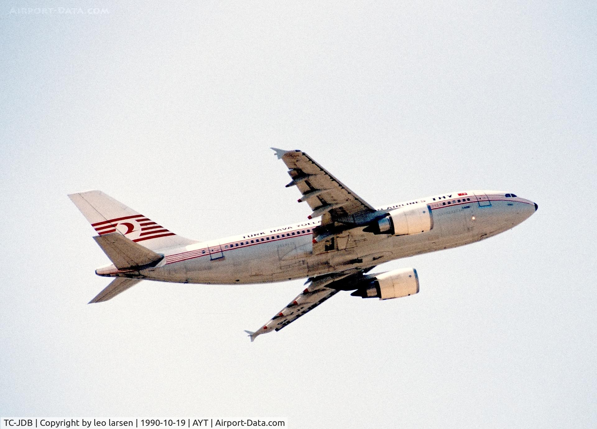 TC-JDB, 1989 Airbus A310-304 C/N 497, Antalya 19.10.90