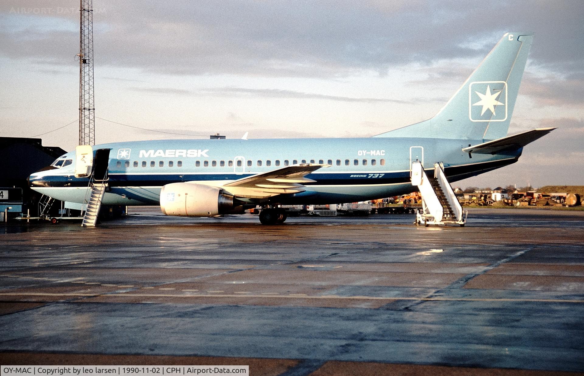 OY-MAC, 1990 Boeing 737-5L9 C/N 24859, Copenhagen 2.11.1990