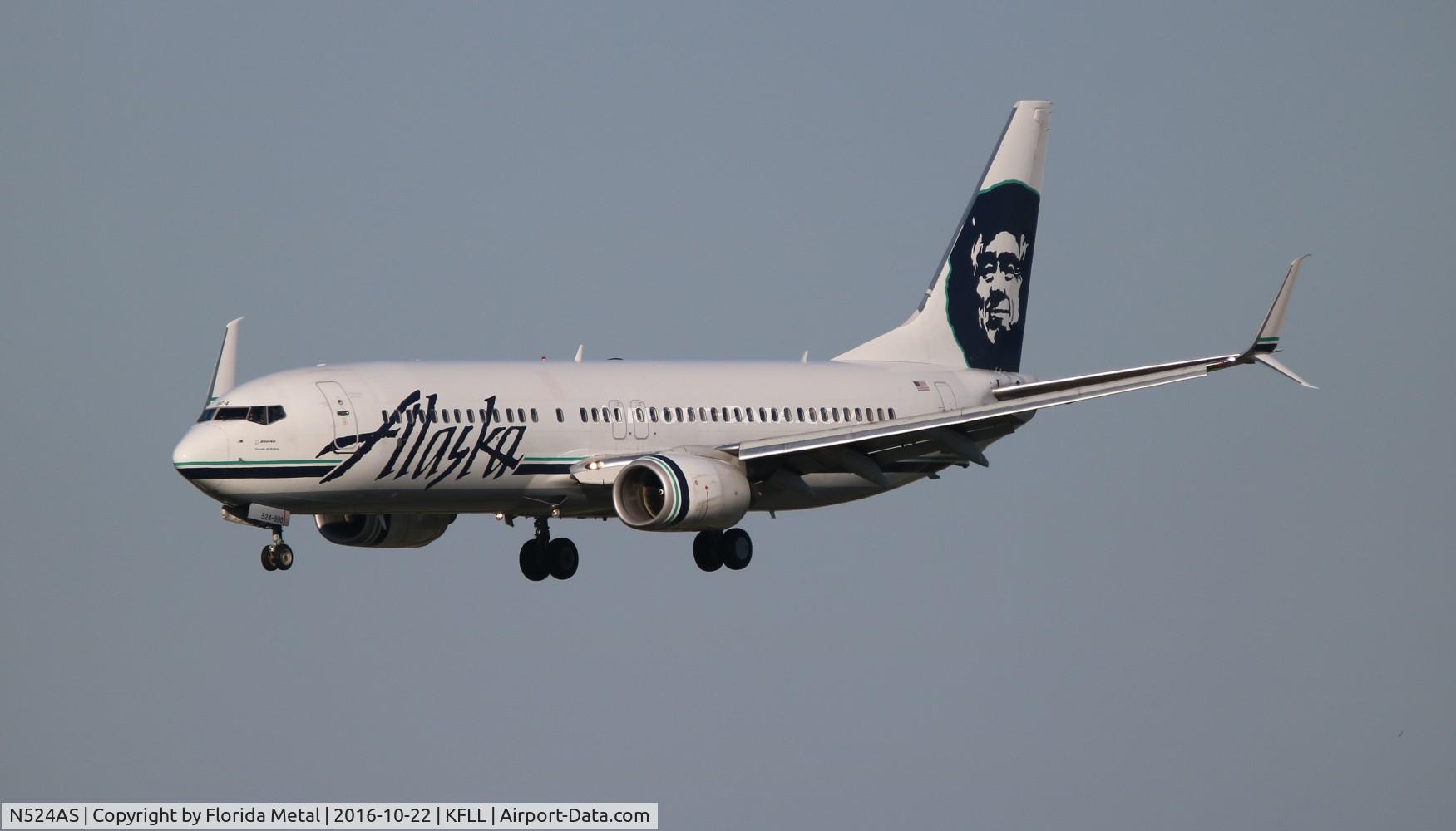 N524AS, 2009 Boeing 737-890 C/N 35195, FLL 2016