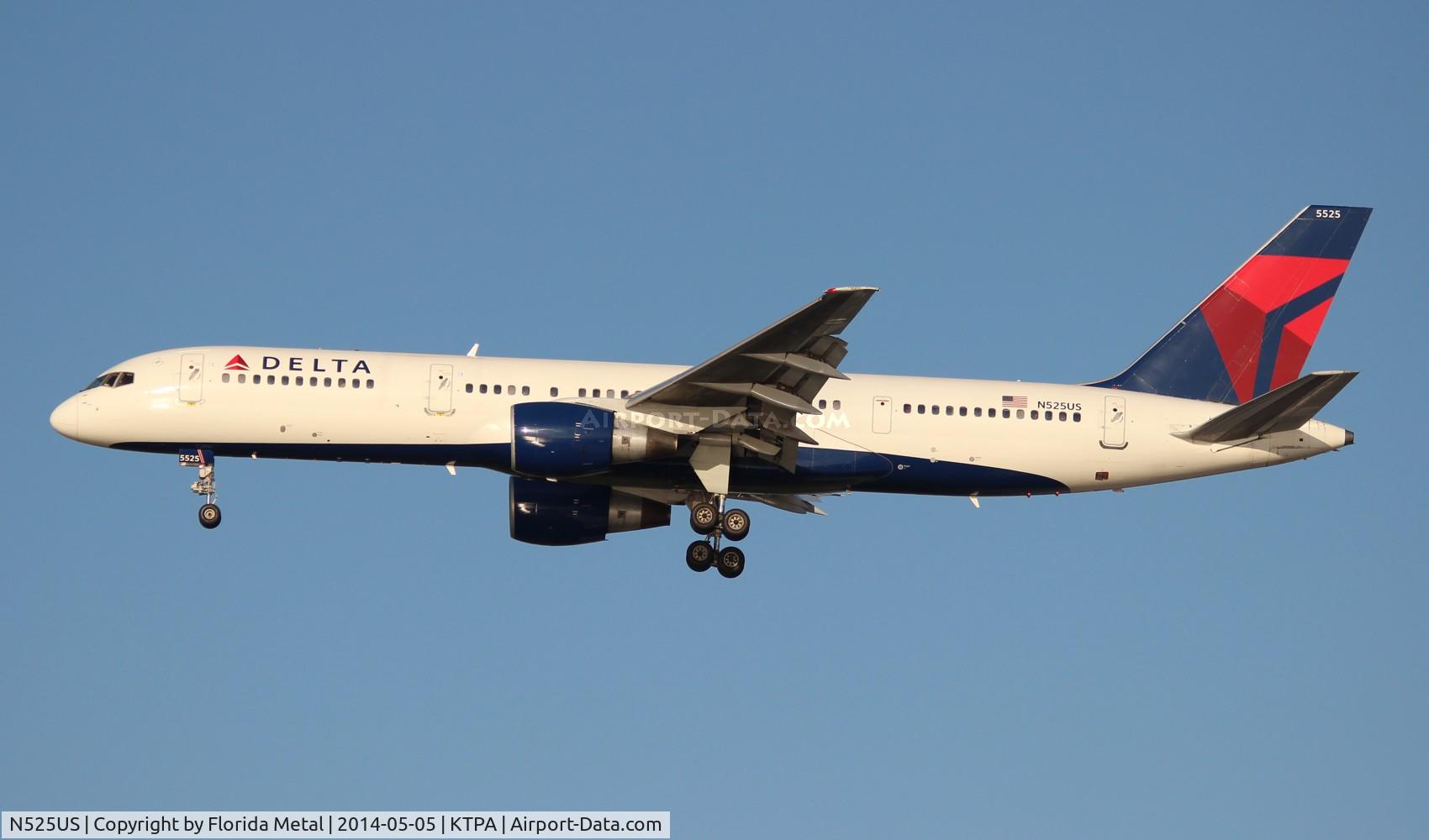 N525US, 1987 Boeing 757-251 C/N 23619, TPA 2014