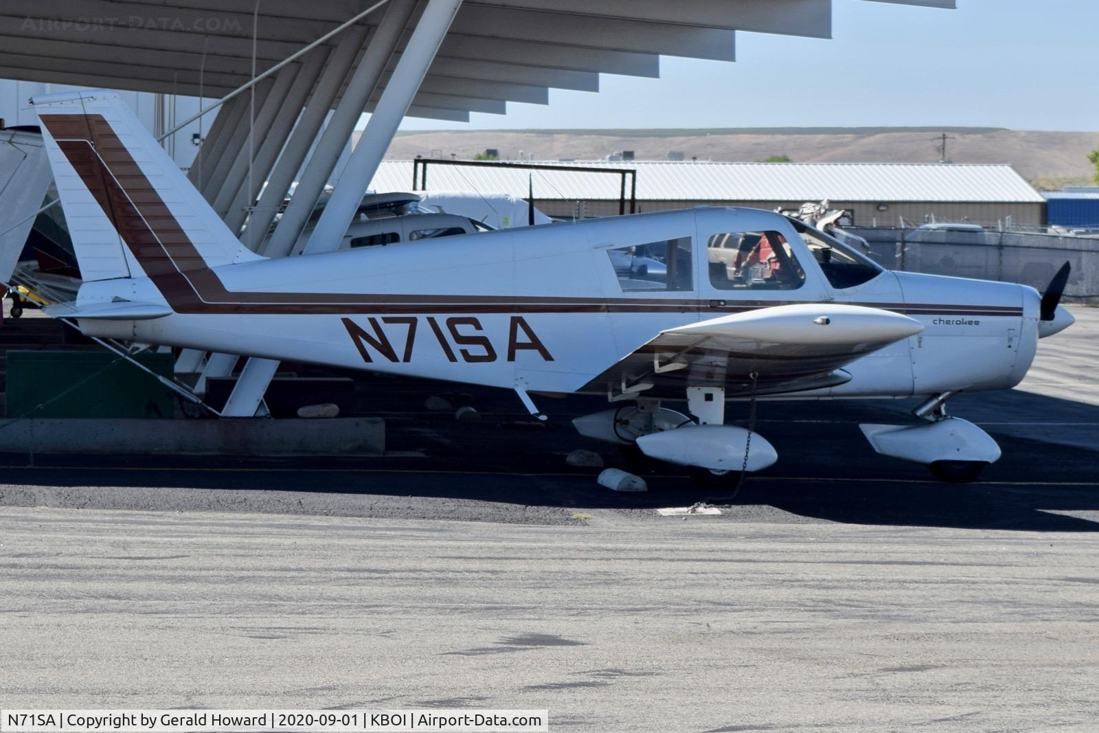 N71SA, 1971 Piper PA-28-140 C/N 28-7125607, Parked on south GA ramp.