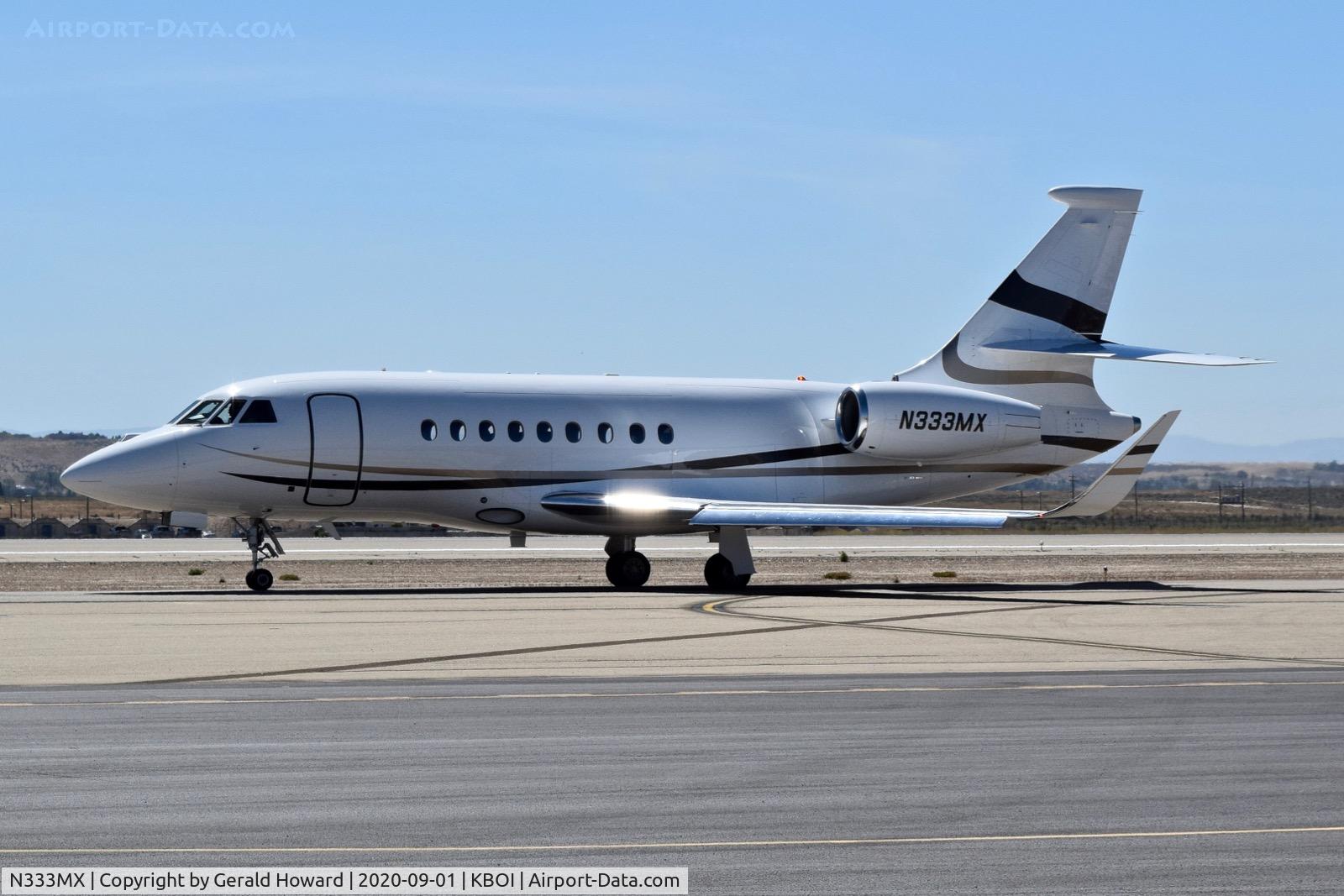 N333MX, 2007 Dassault Falcon 2000EX C/N 120, Taxiing on Alpha.