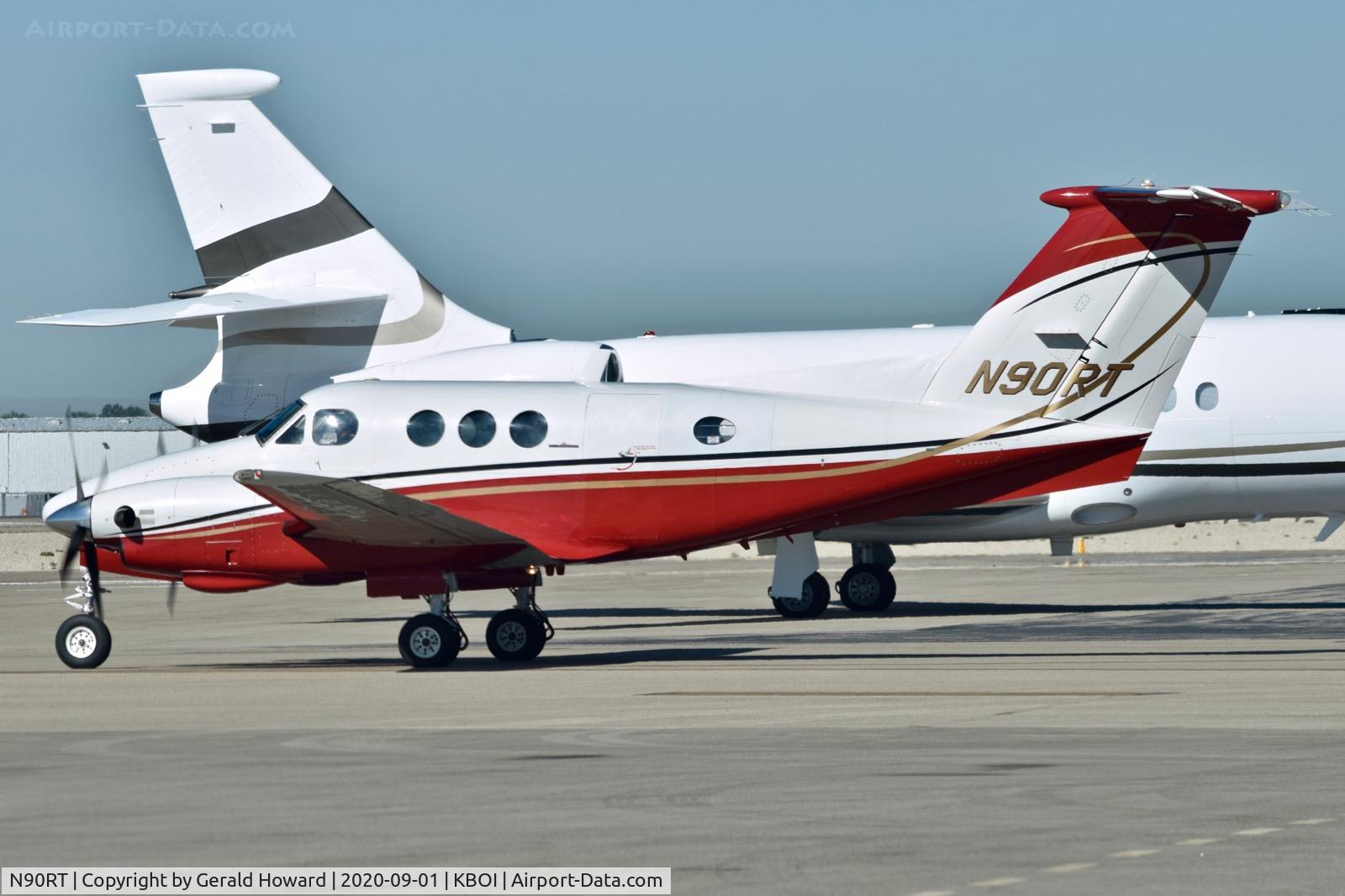 N90RT, 1981 Beech F90 King Air C/N LA-146, On north GA ramp.