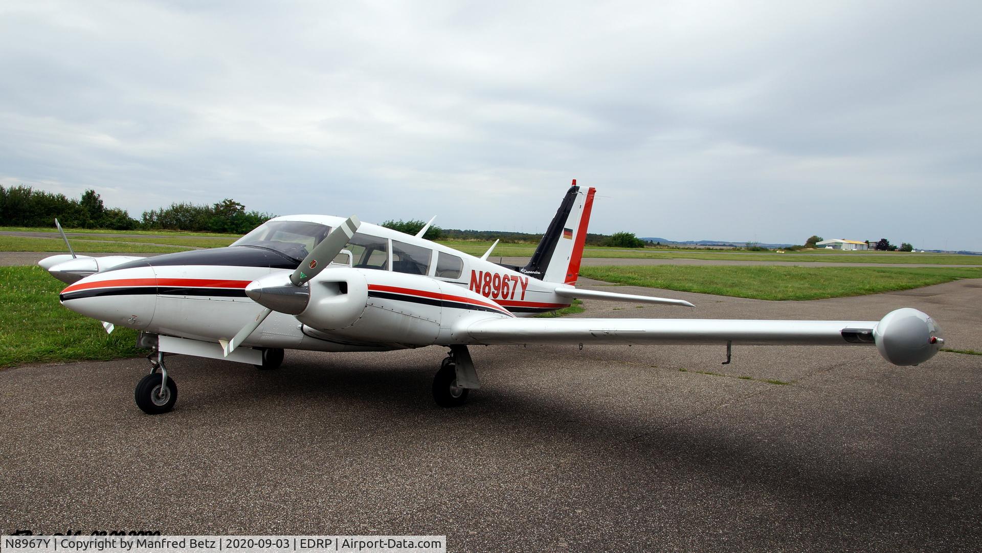 N8967Y, 1972 Piper PA-39 Twin Comanche C/R C/N 39-130, Gast am EDRP