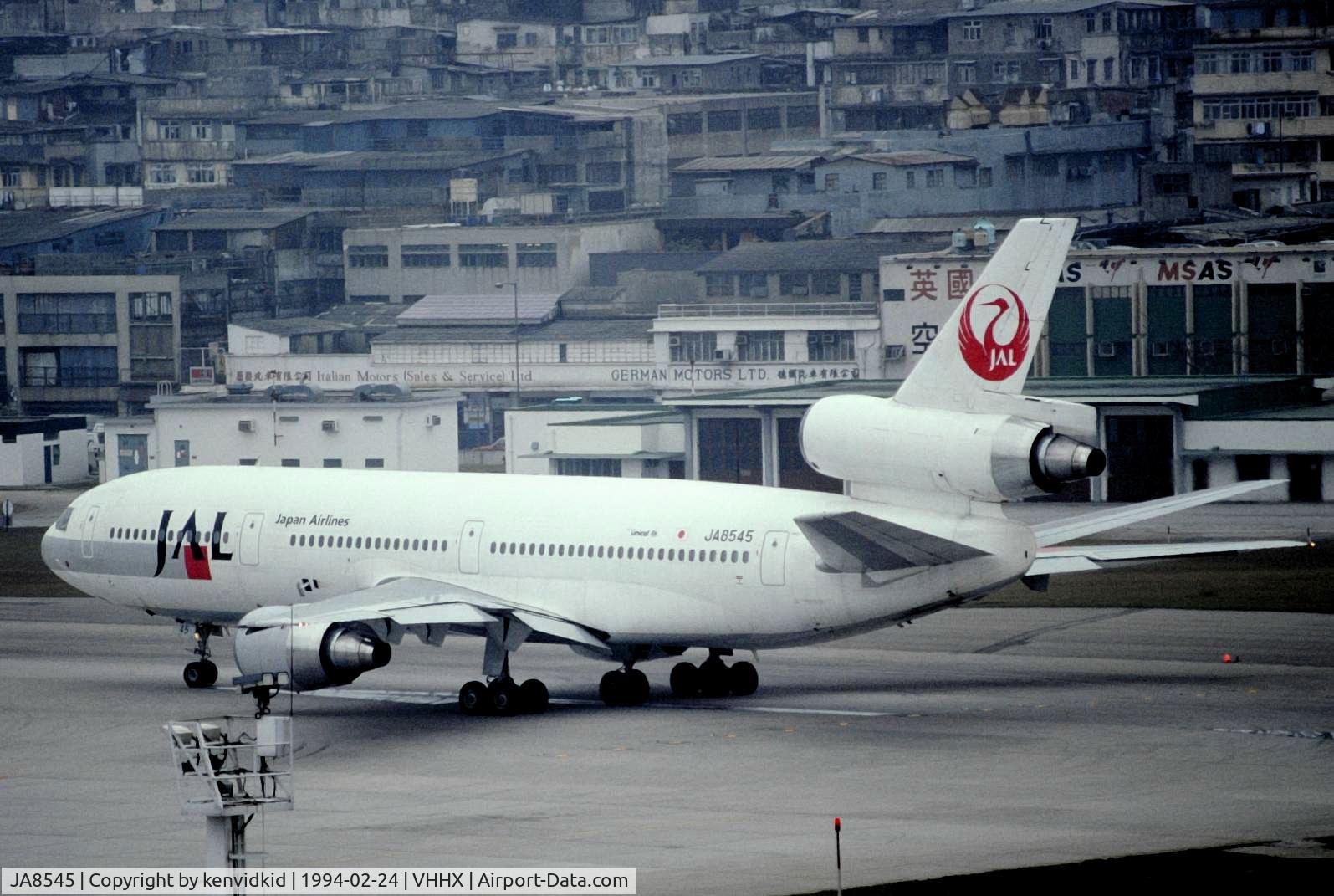 JA8545, Douglas DC-10-40 C/N 47853, At Hong Kong Airport (Kai Tak) on a George Pick Aviation Tour.