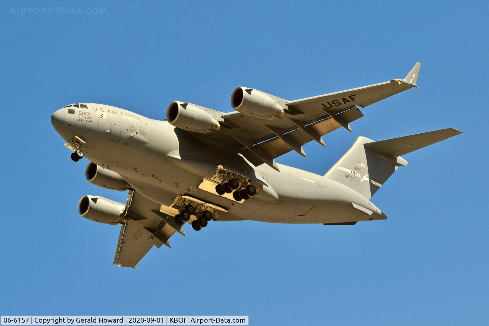 06-6157, 2006 Boeing C-17A Globemaster III C/N P-157, Landing RWY 28R.