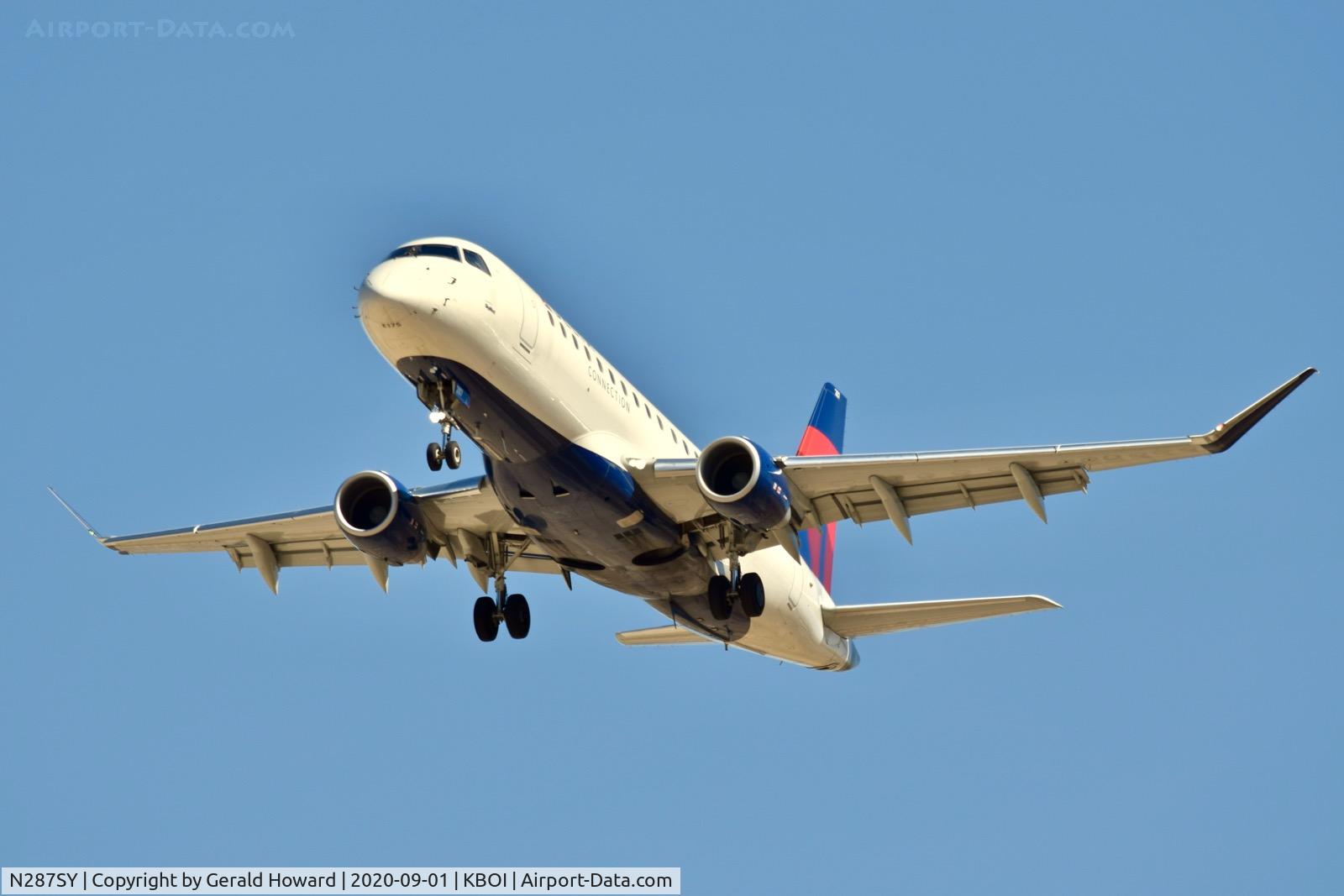 N287SY, 2018 Embraer ERJ-175LL (ERJ-170-200LL) C/N 17000753, Landing RWY 28R.