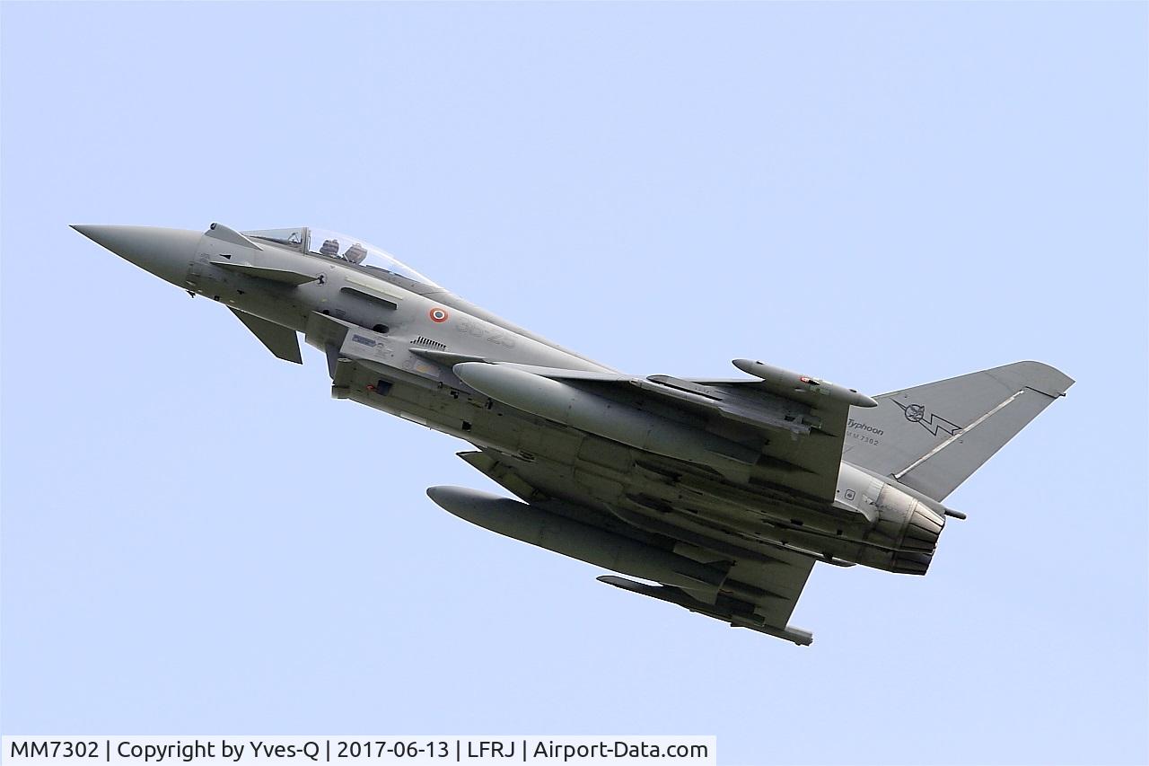MM7302, Eurofighter EF-2000 Typhoon S C/N IS034, Eurofighter EF-2000 Typhoon S, Climbing from rwy 08, Landivisiau Naval Air Base (LFRJ) Tiger Meet 2017
