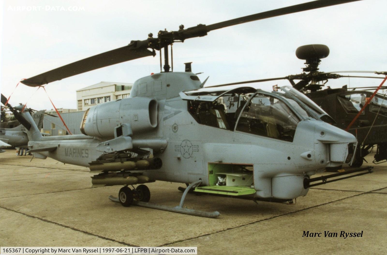 165367, Bell AH-1W Super Cobra C/N 26367, Paris Air Show 1997.
