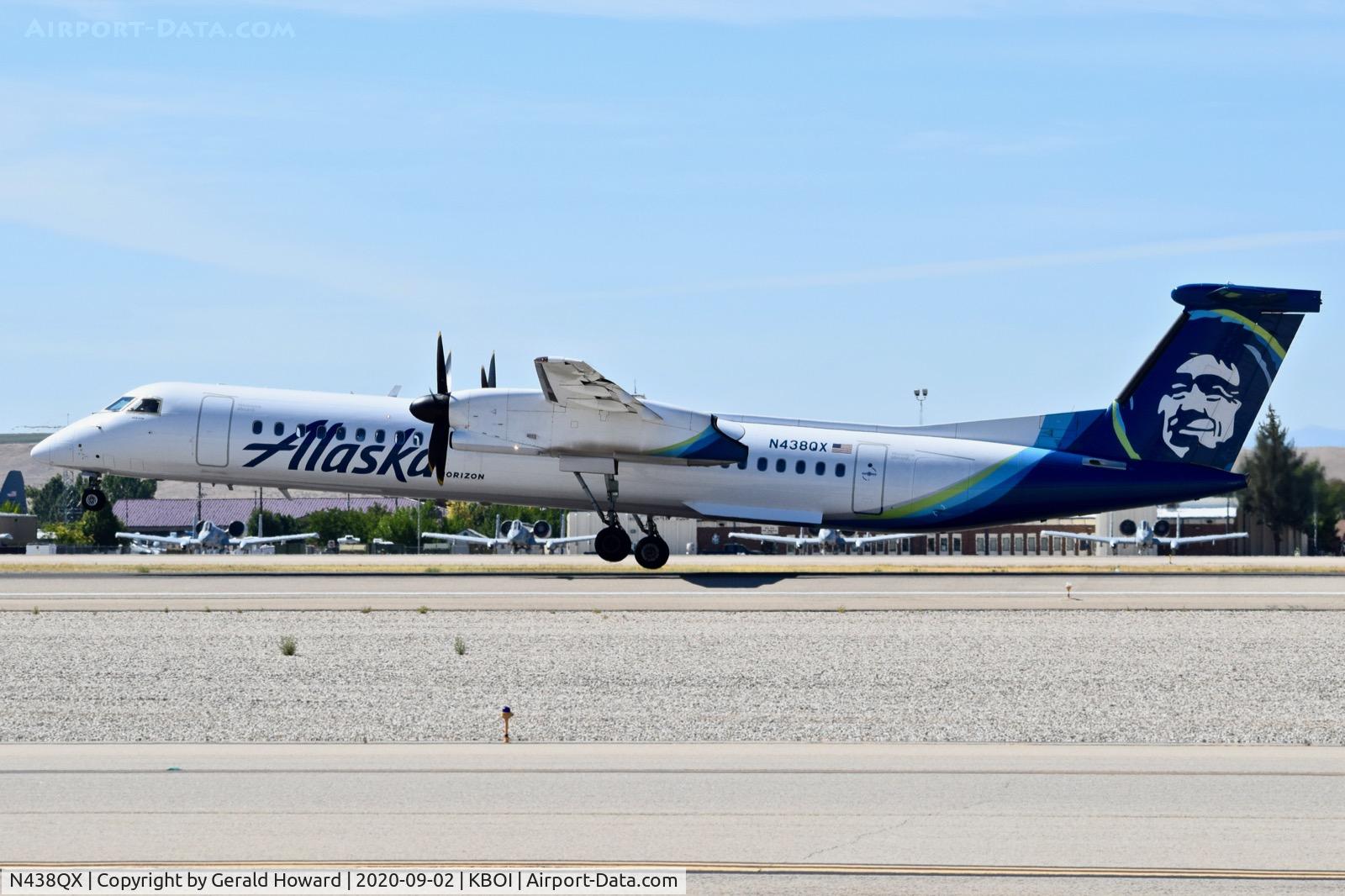 N438QX, 2009 Bombardier DHC-8-402 Dash 8 C/N 4243, Take off from 10L.