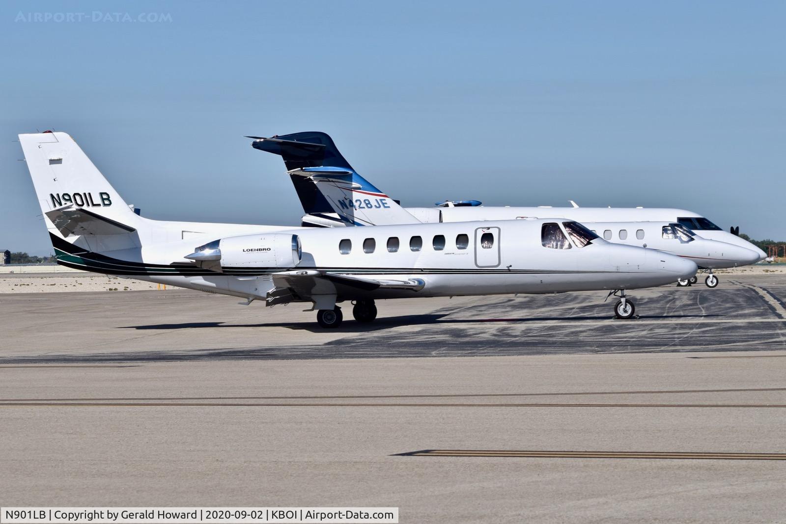 N901LB, Cessna 560 Citation V C/N 560-0218, Parked on north GA ramp.