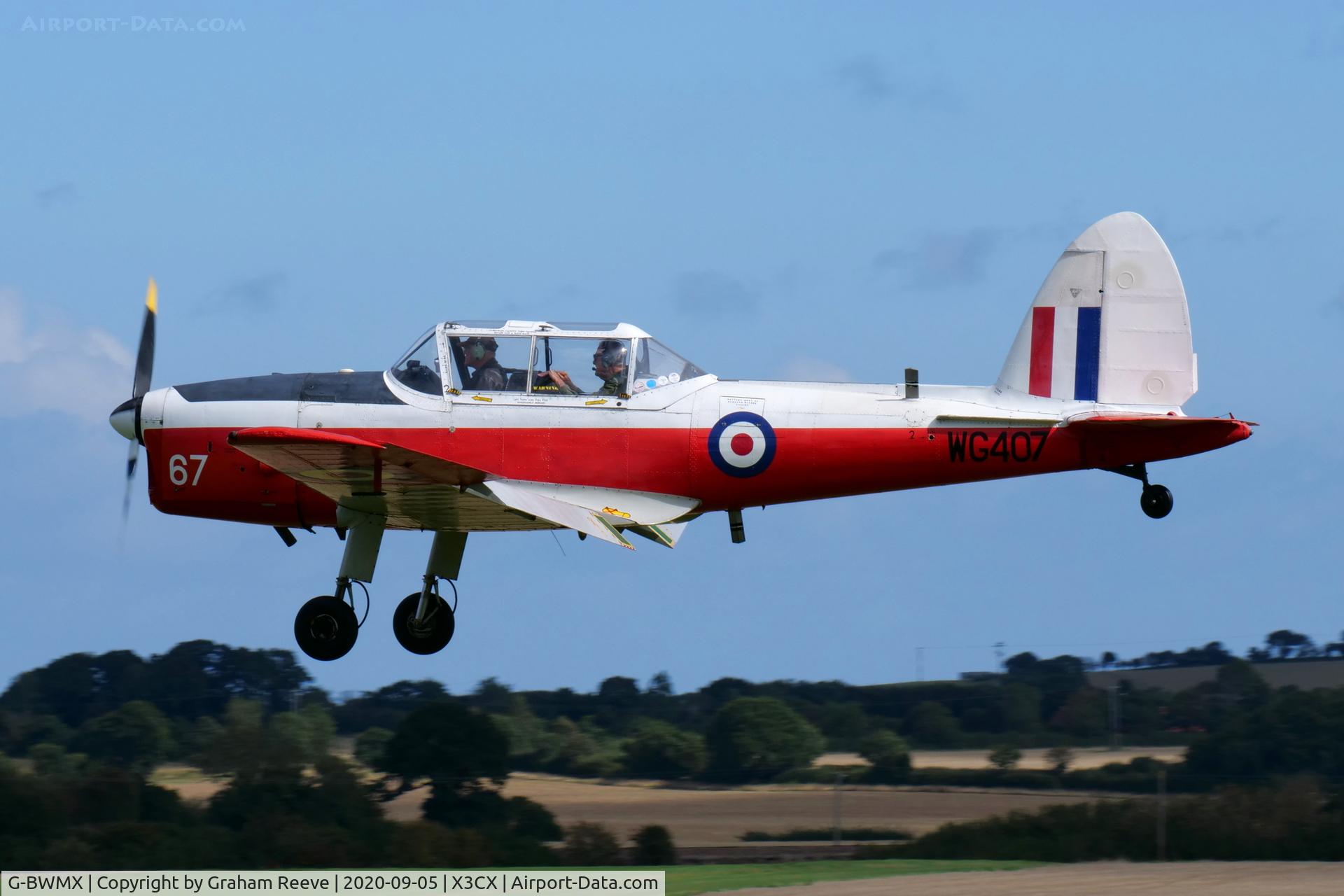 G-BWMX, 1951 De Havilland DHC-1 Chipmunk T.10 C/N C1/0481, Landing at Northrepps.